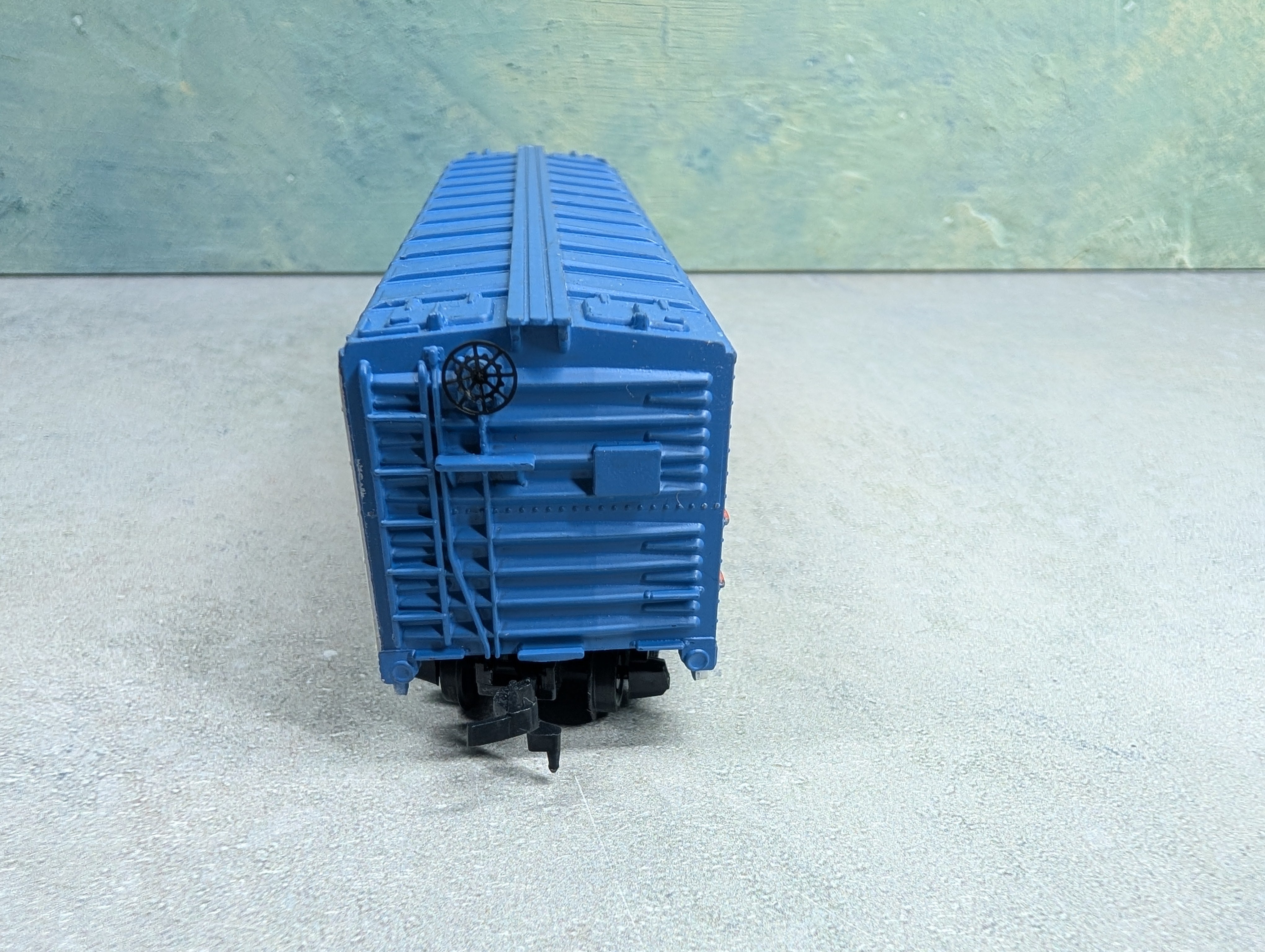 USED Tyco HO Scale 40' Wooden Box Car Ralston Purina MRS #4554