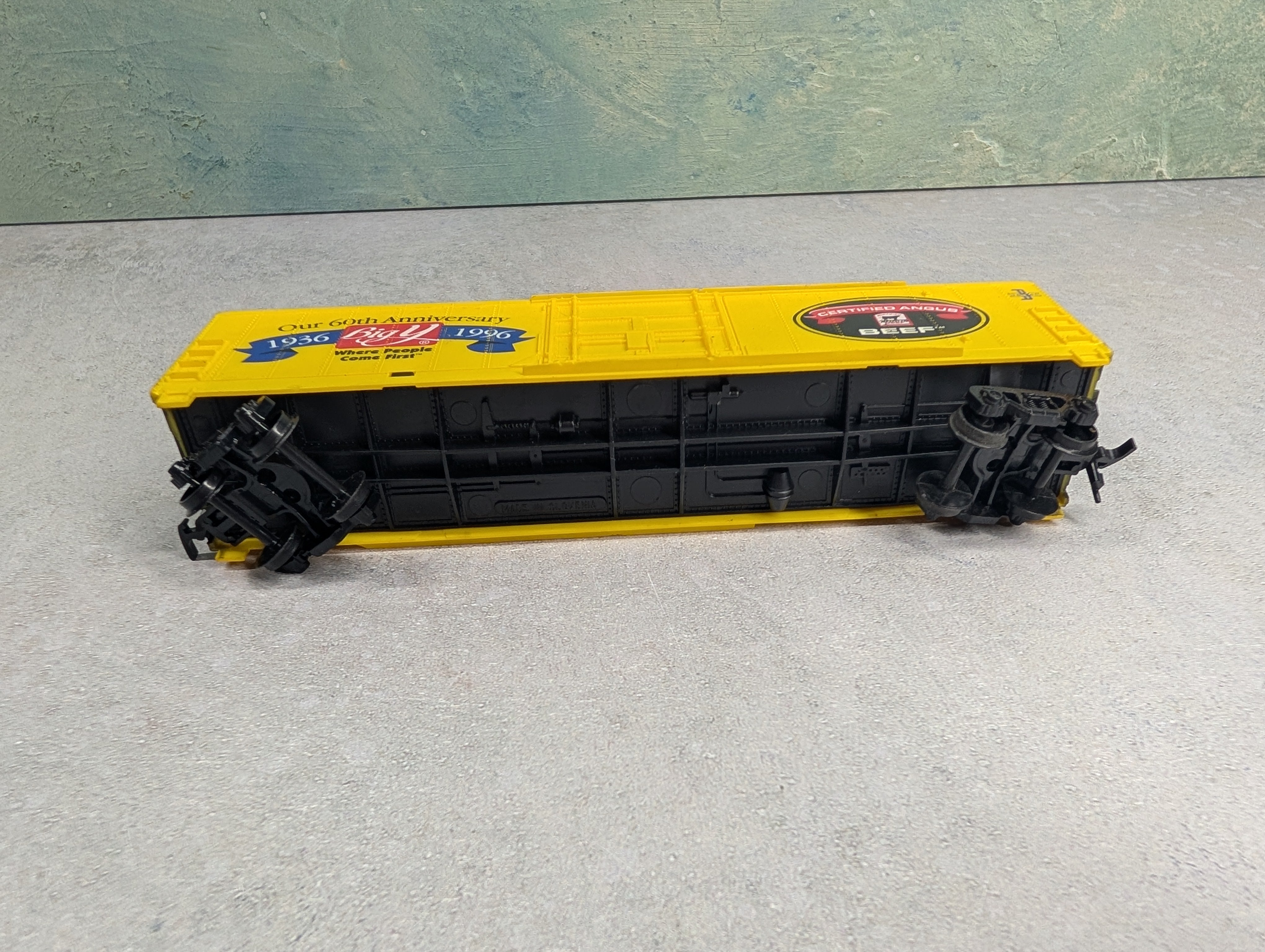 USED HO Scale 50' Billboard Box Car Boston & Maine Big Y Certified Angus Beef, RARE