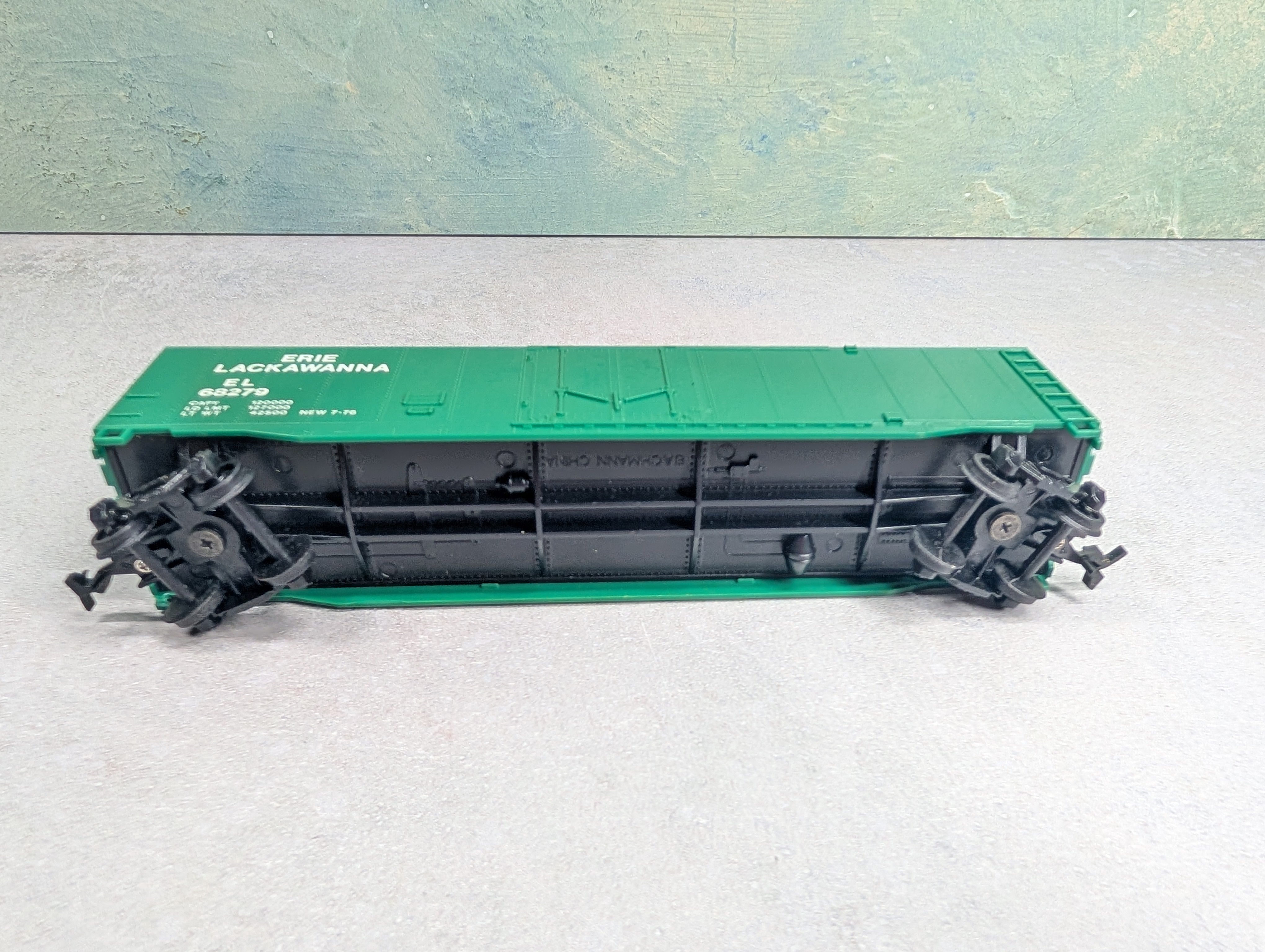 USED Bachmann HO Scale 50' Box Car Erie Lackawanna EL #68279