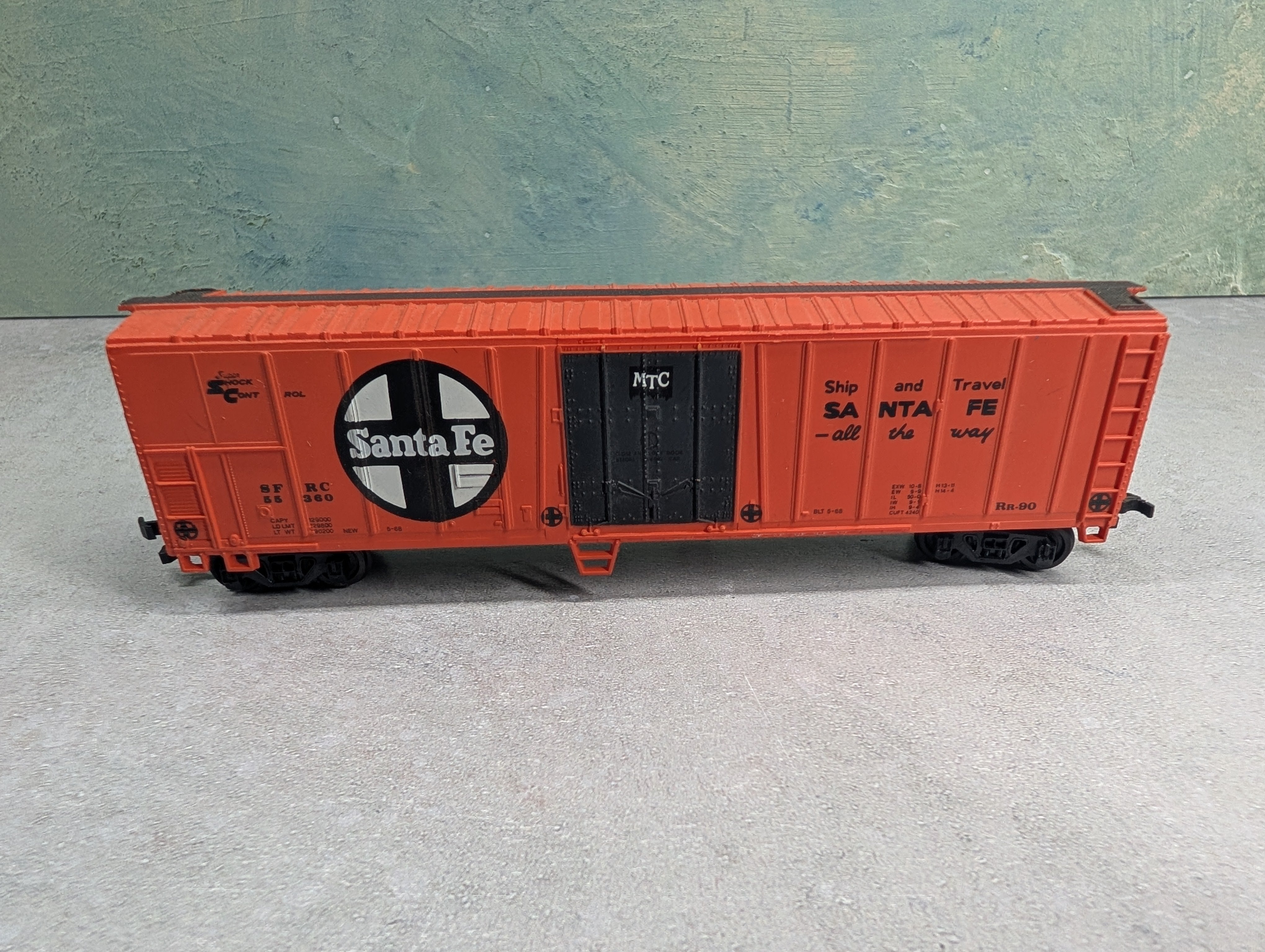 USED Bachmann HO Scale 50' Box Car Santa Fe SFRC #55360