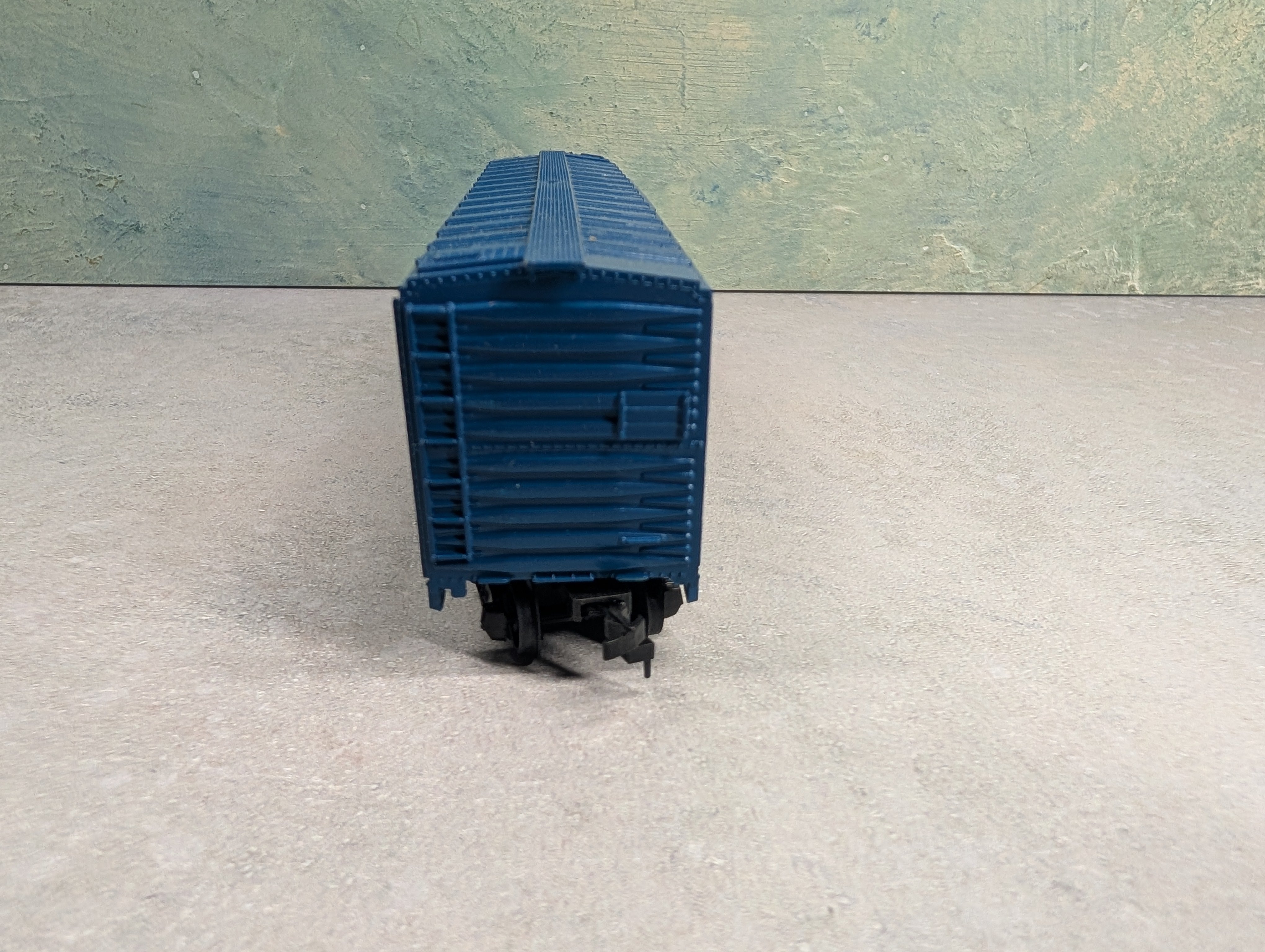 USED Bachmann HO Scale 50' Box Car Iowa Beef Packers IBPX #107