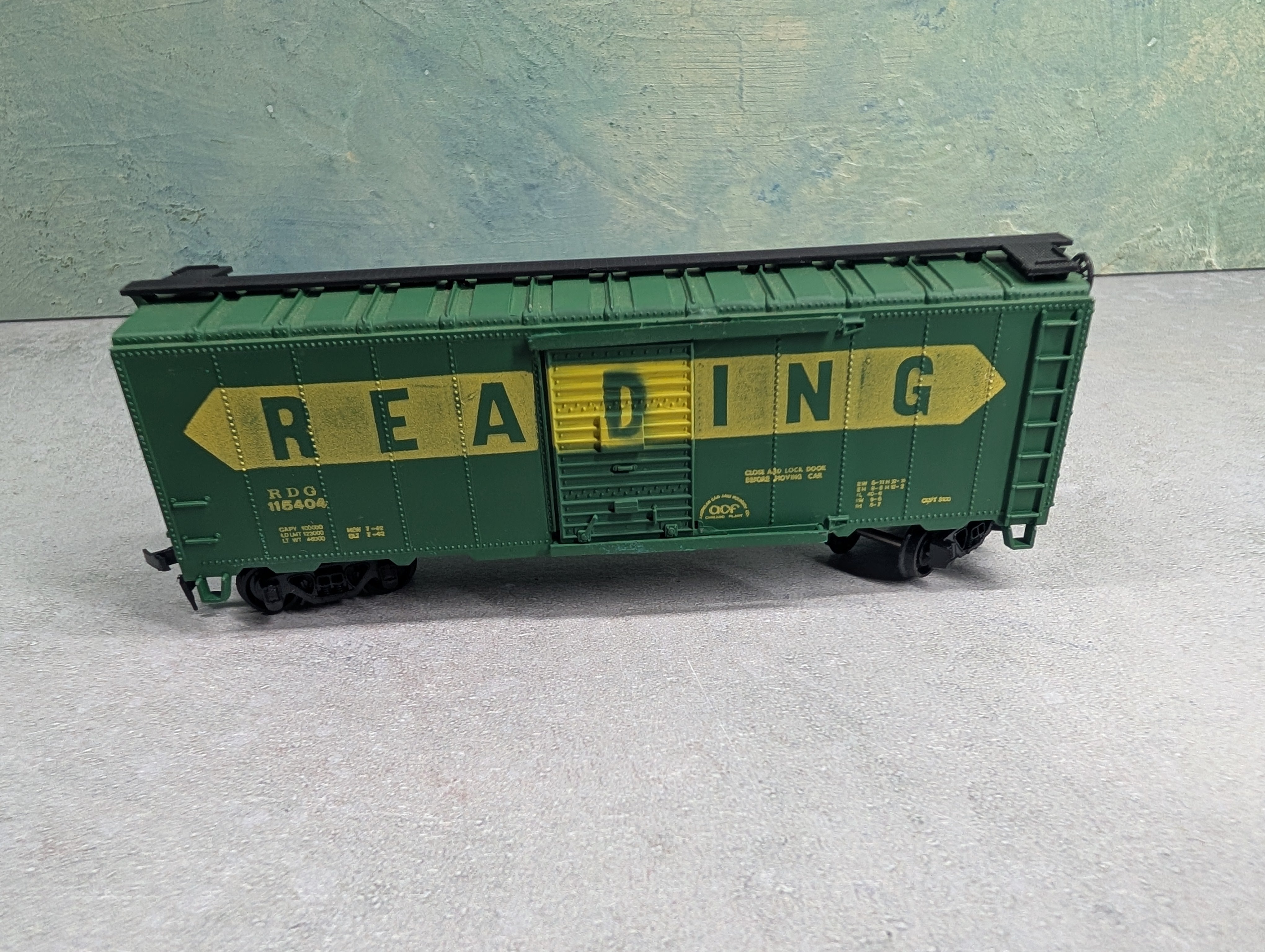 USED Bachmann HO Scale 40' Box Car Reading RDG #115404