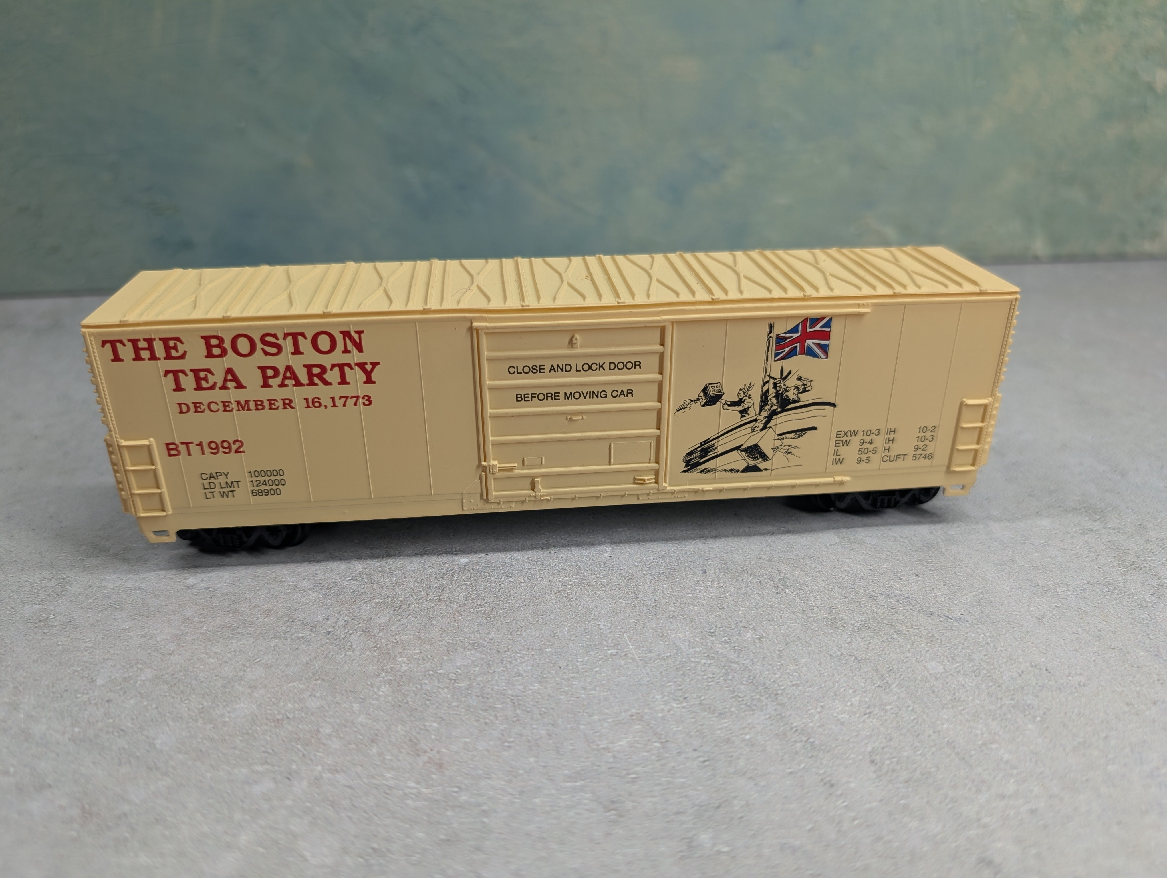 USED Bev-Bel 12022 HO Scale Evans 50' Box Car Boston Tea Party BT #1992