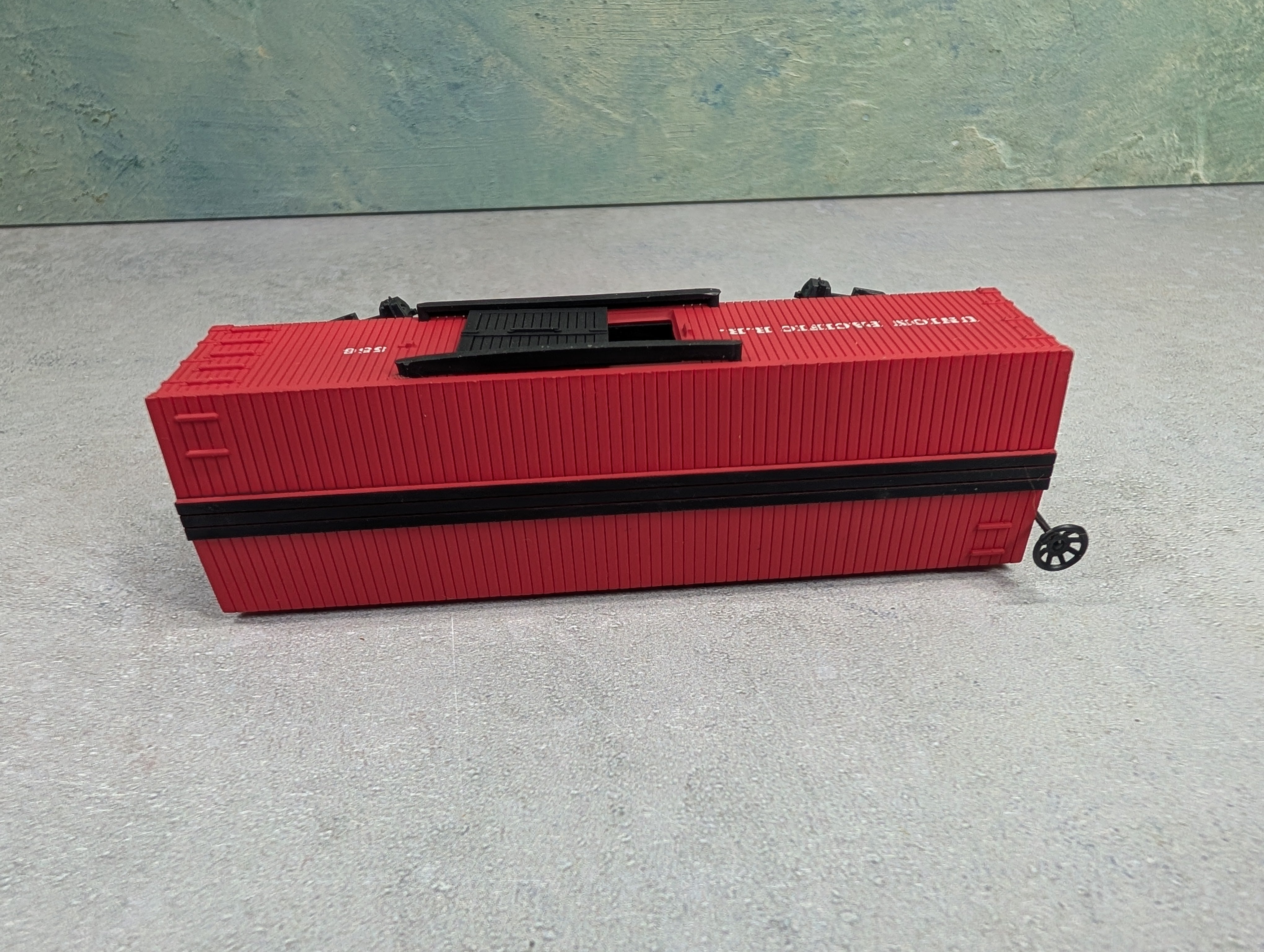 USED Bachmann 1410 HO Scale Old Time Box Car Union Pacific #556