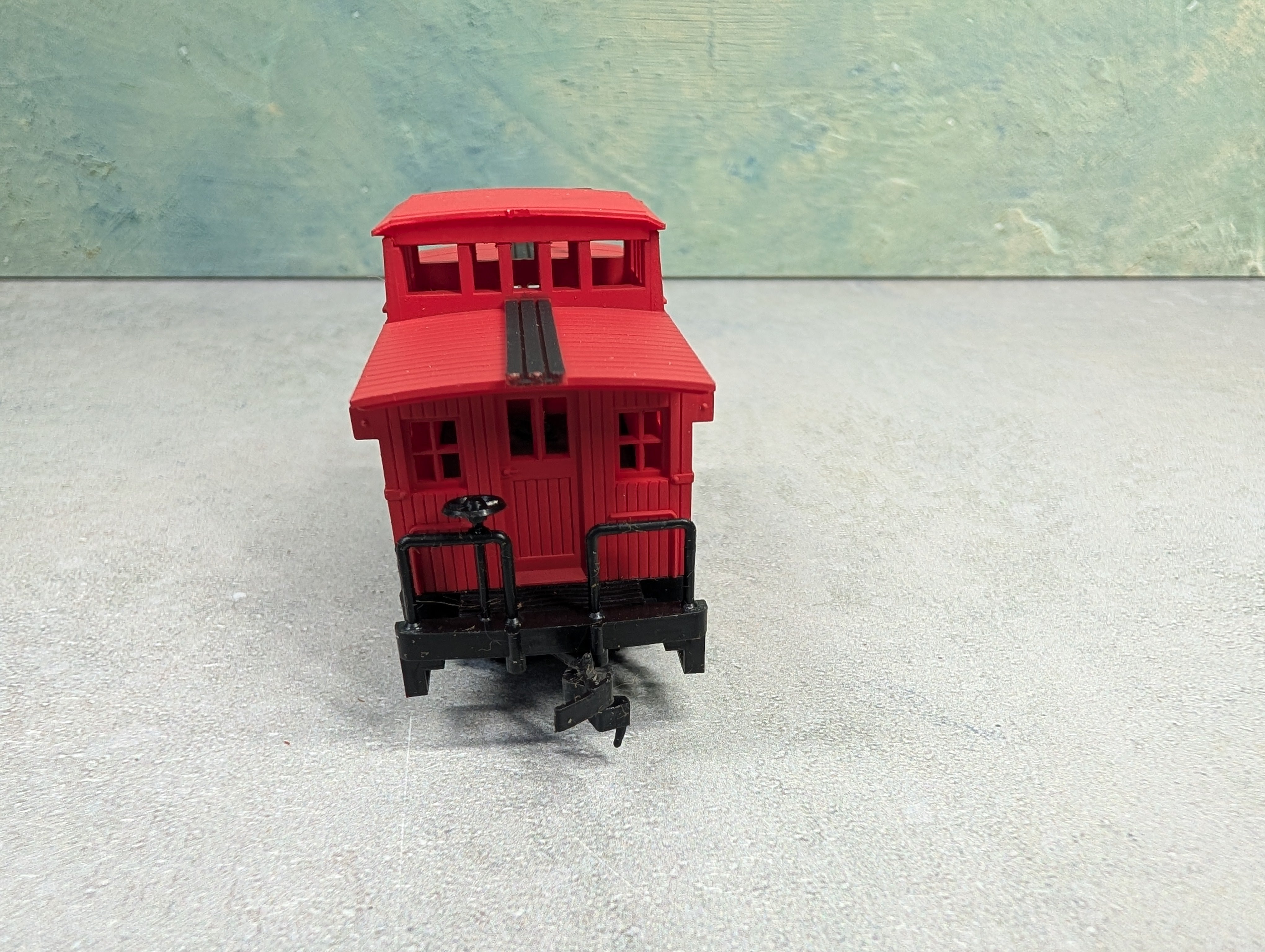 USED Bachmann 1419 HO Scale Old Time 4-Wheel Caboose Central Pacific Bobber