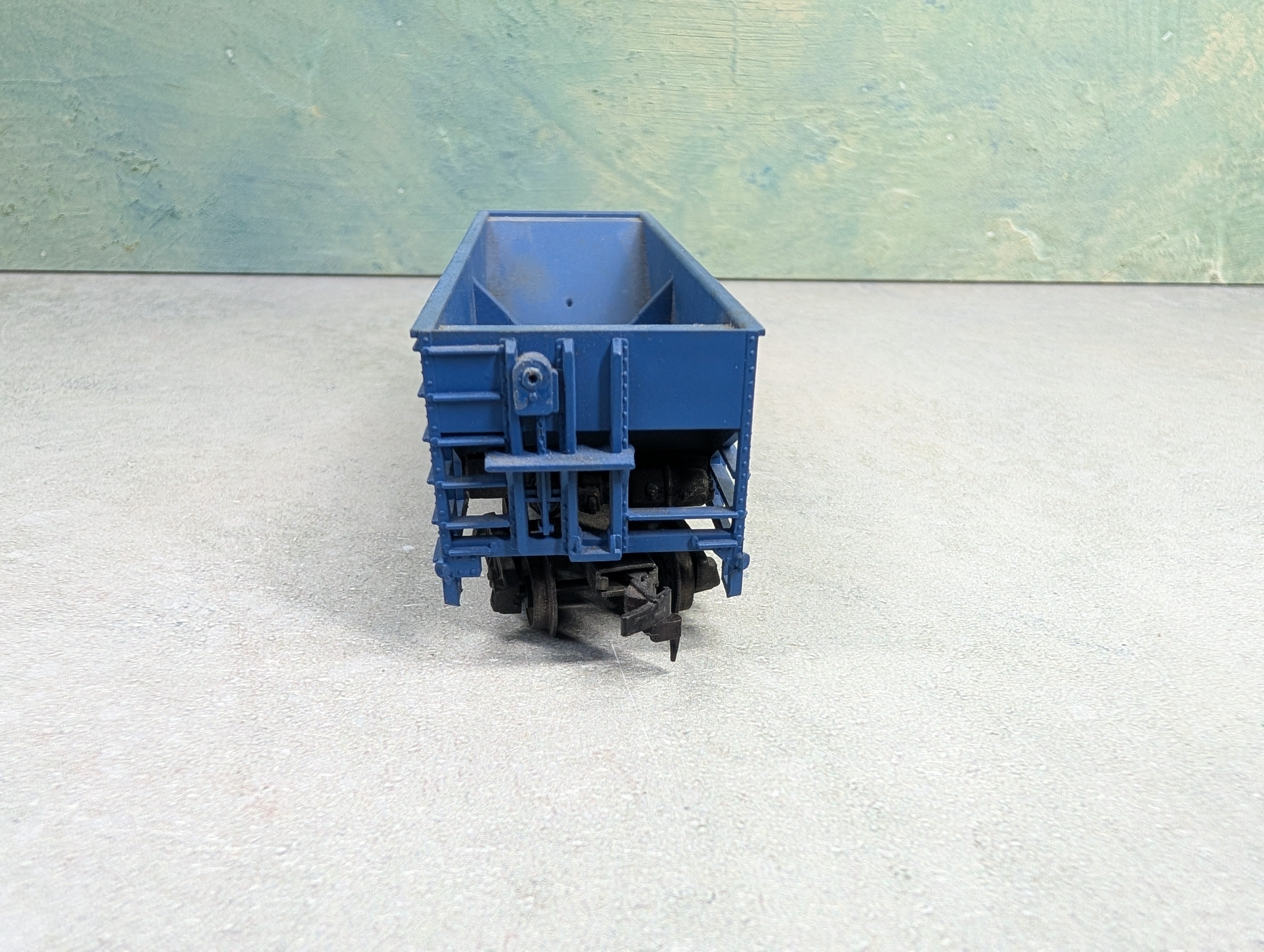 USED Tyco HO Scale 2 Bay Operating Hopper Boston and Maine BM #10056