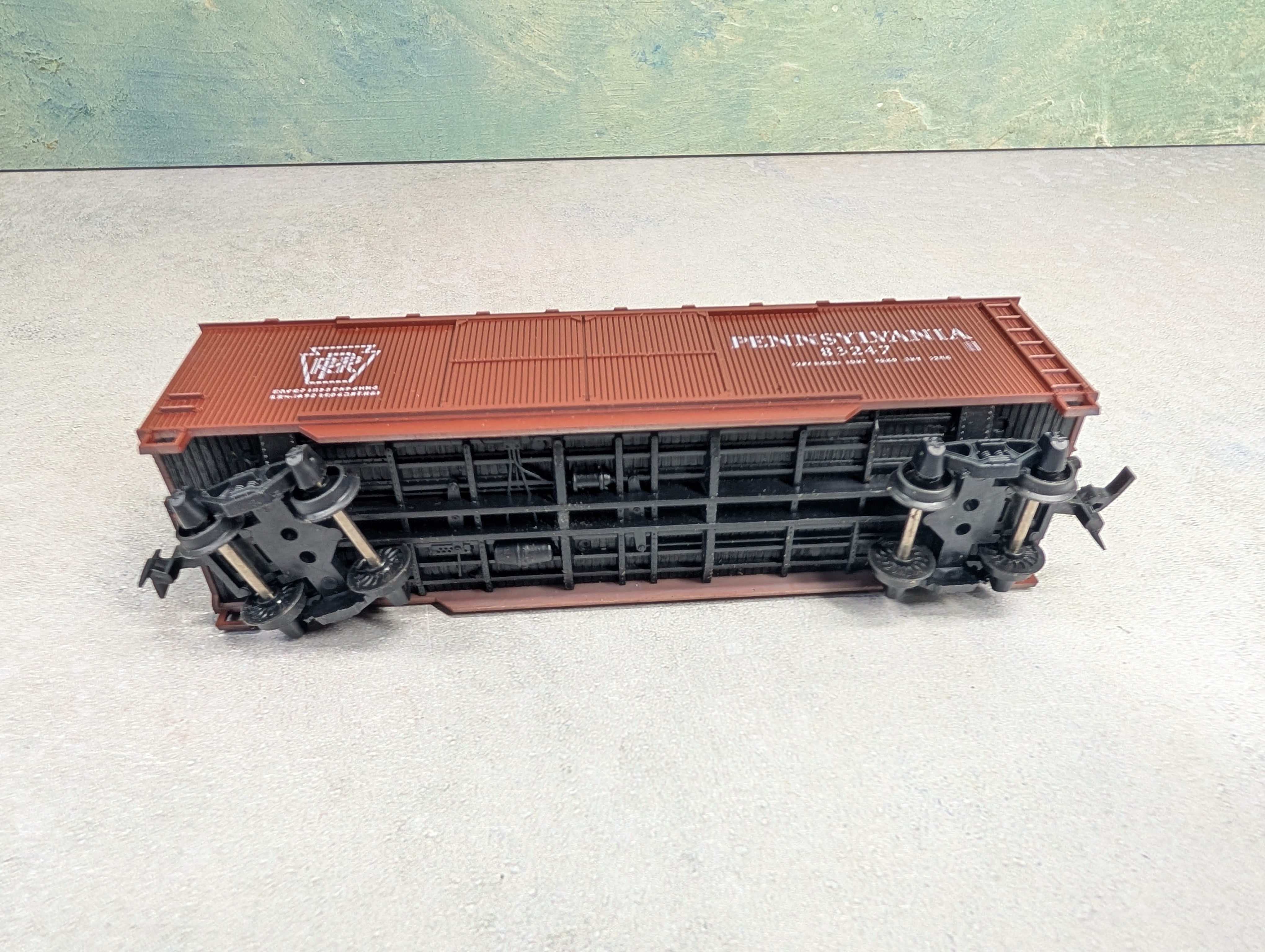 USED AHM HO Scale Wooden Double Door Box Car Pennsylvania #83247