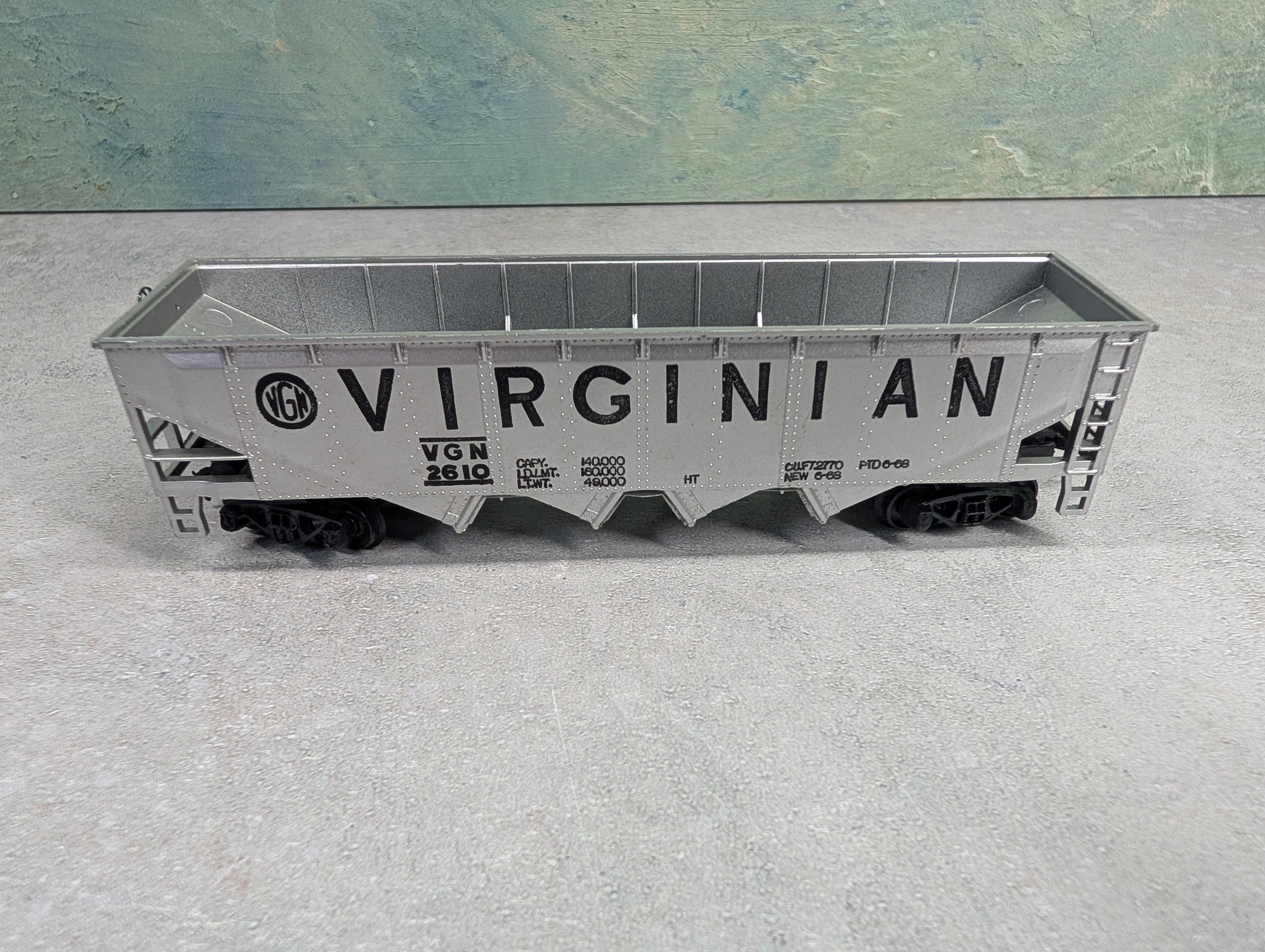 USED Tyco HO Scale Quad Hopper Virginian VGN #2610