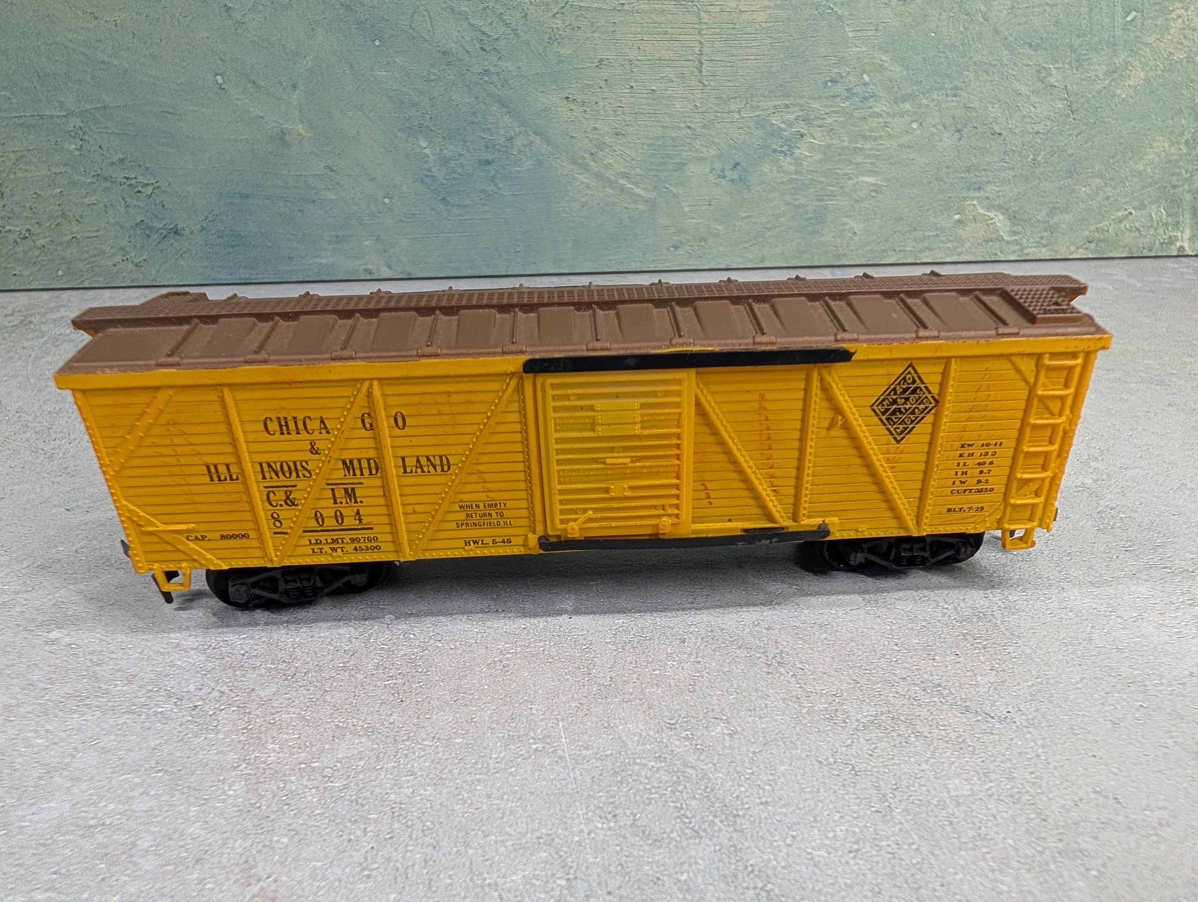 USED Life-Like HO Scale 42' Wooden Box Car Chicago and Illinois Midland Railway C&IM #8004