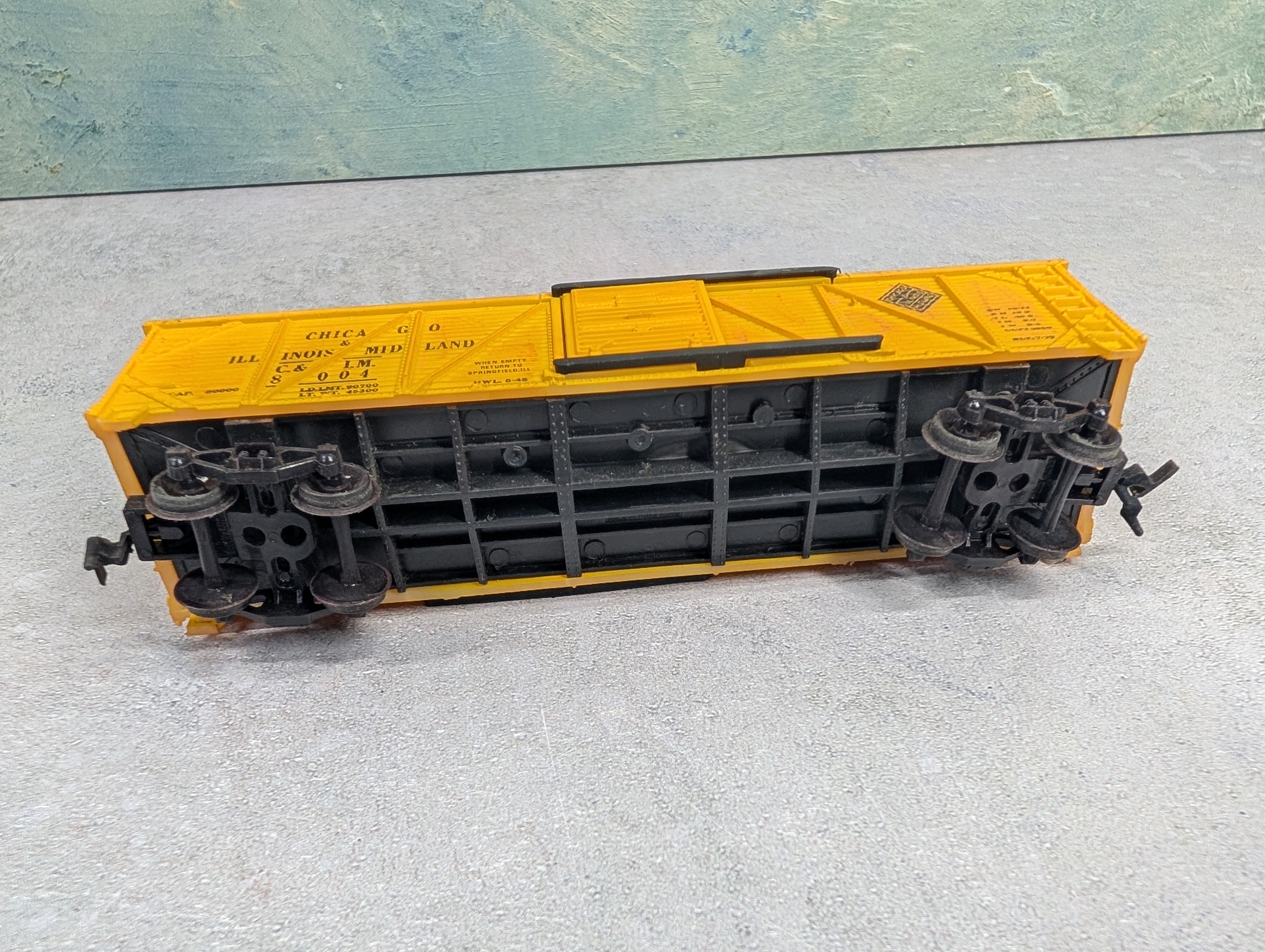USED Life-Like HO Scale 42' Wooden Box Car Chicago and Illinois Midland Railway C&IM #8004