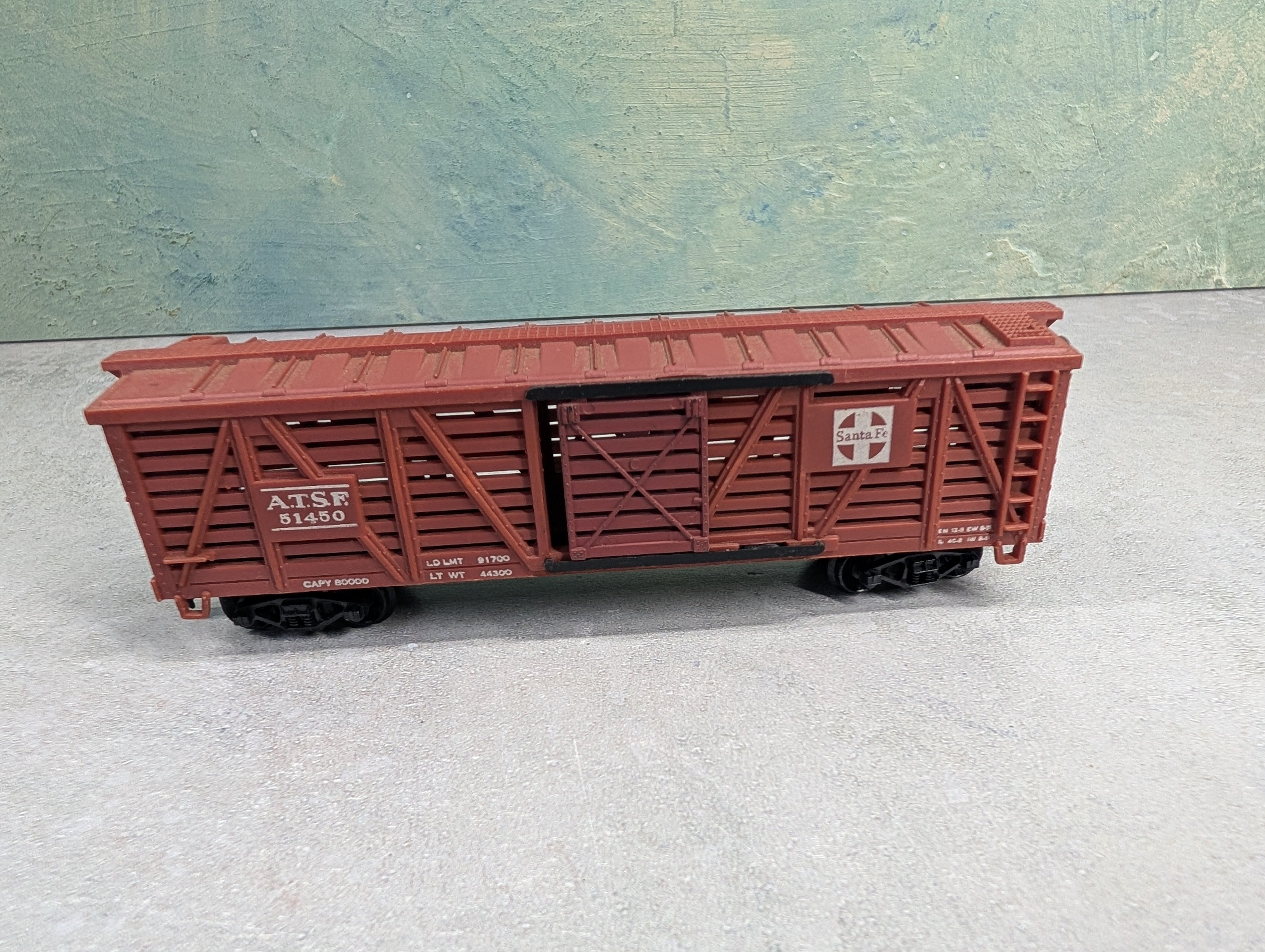 USED HO Scale 40' Cattle Stock Car Santa Fe ATSF #51450