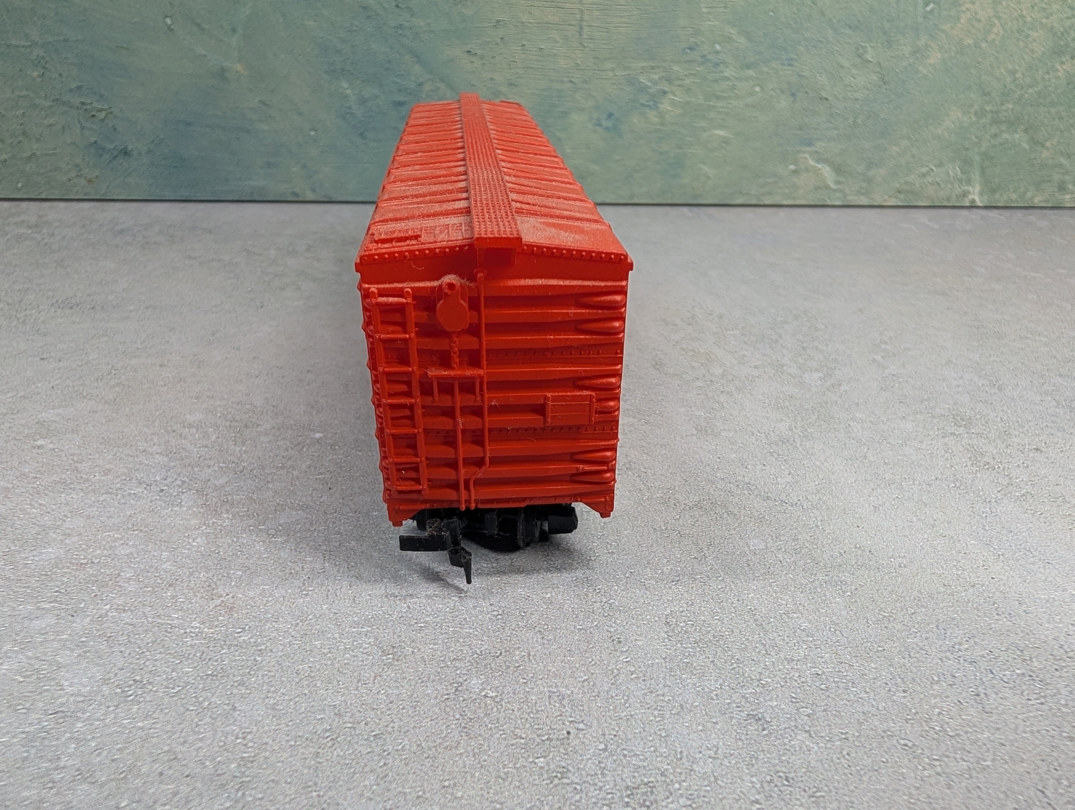 USED Tyco HO Scale 50' Box Car New Haven NH #35688