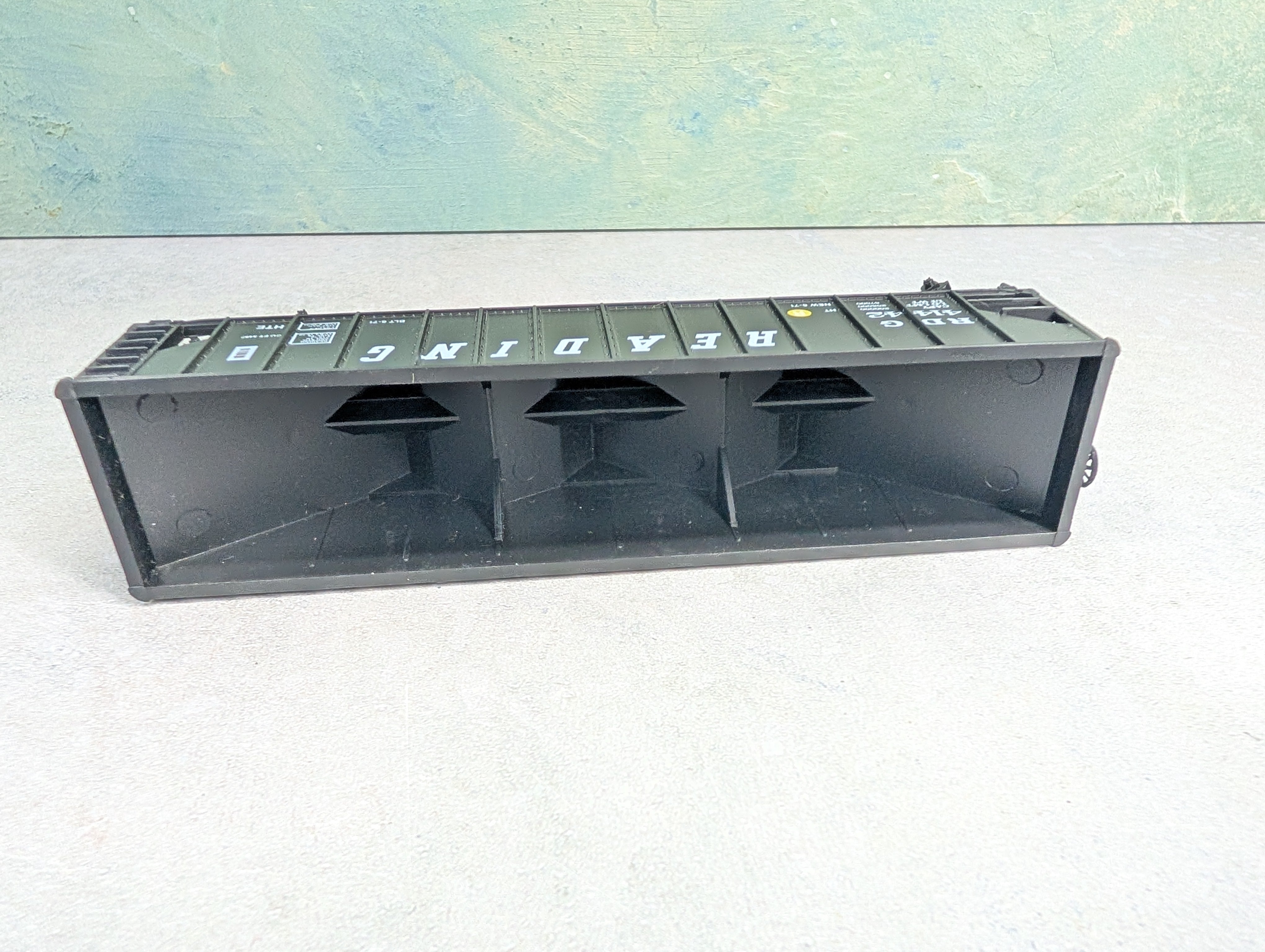 USED HO Scale 100 Ton Hopper Reading RDG #41442