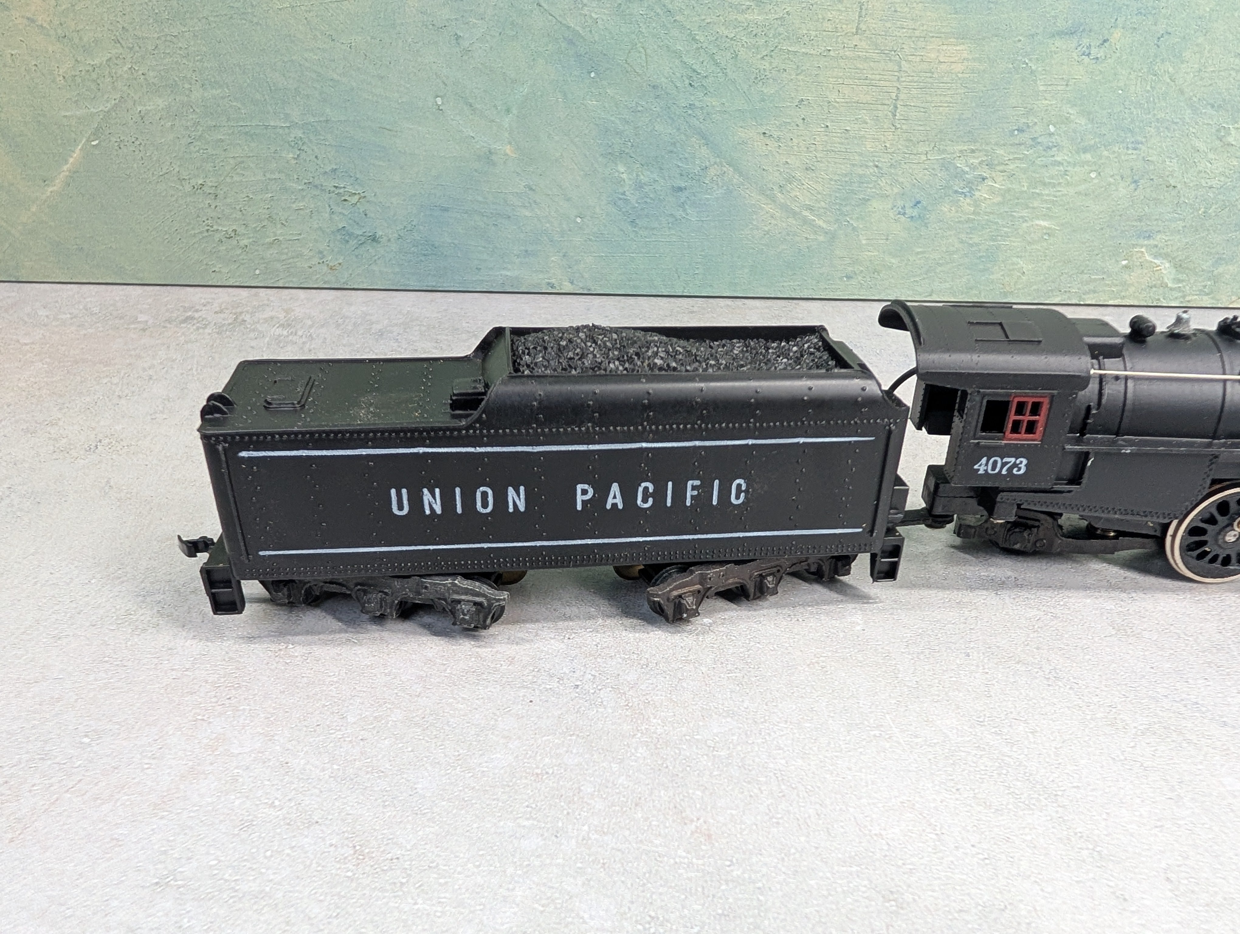 USED Tyco HO Scale Pacific Steam Locomotive Union Pacific #4073 Parts/Repairs DC
