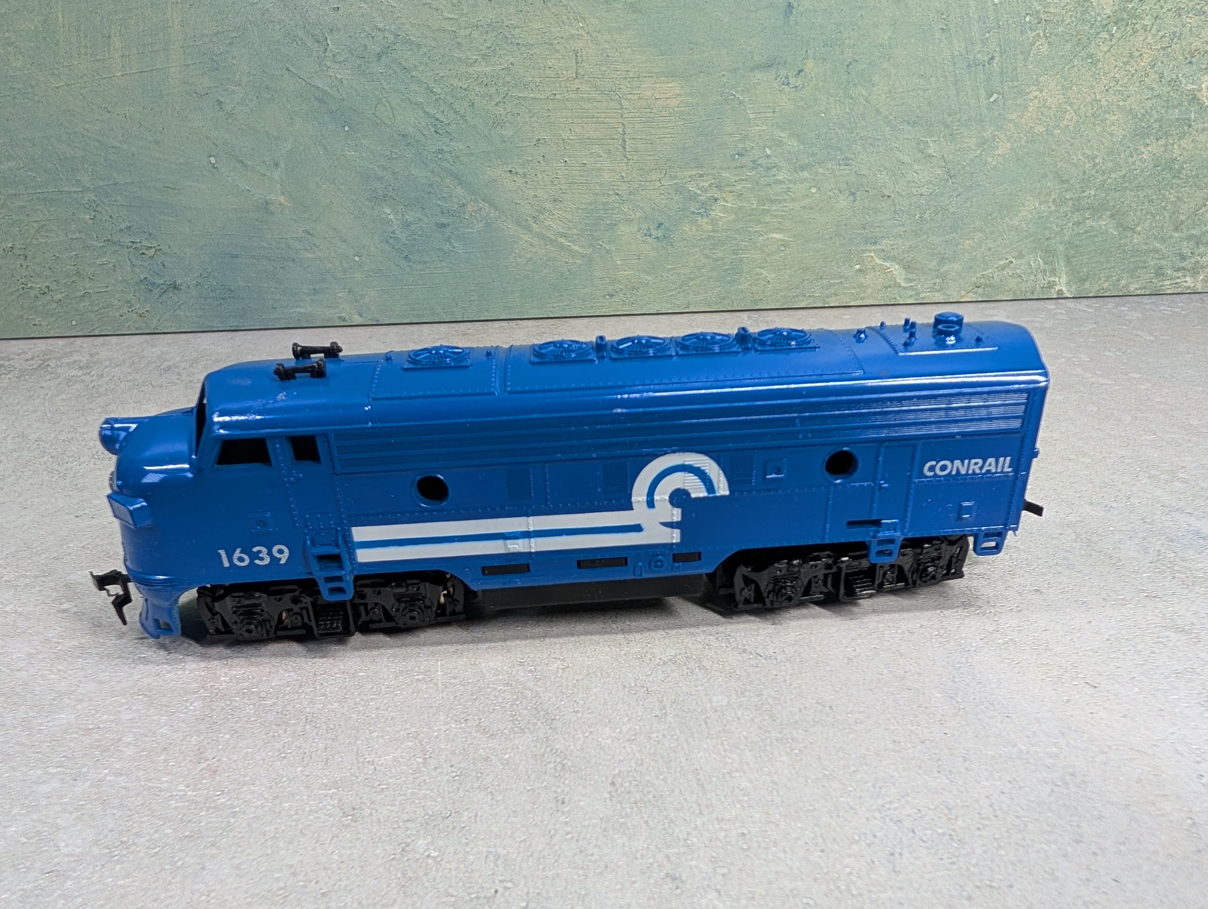 USED Life-Like HO Scale F-7 Diesel Locomotive Conrail #1639 Parts/Repairs DC