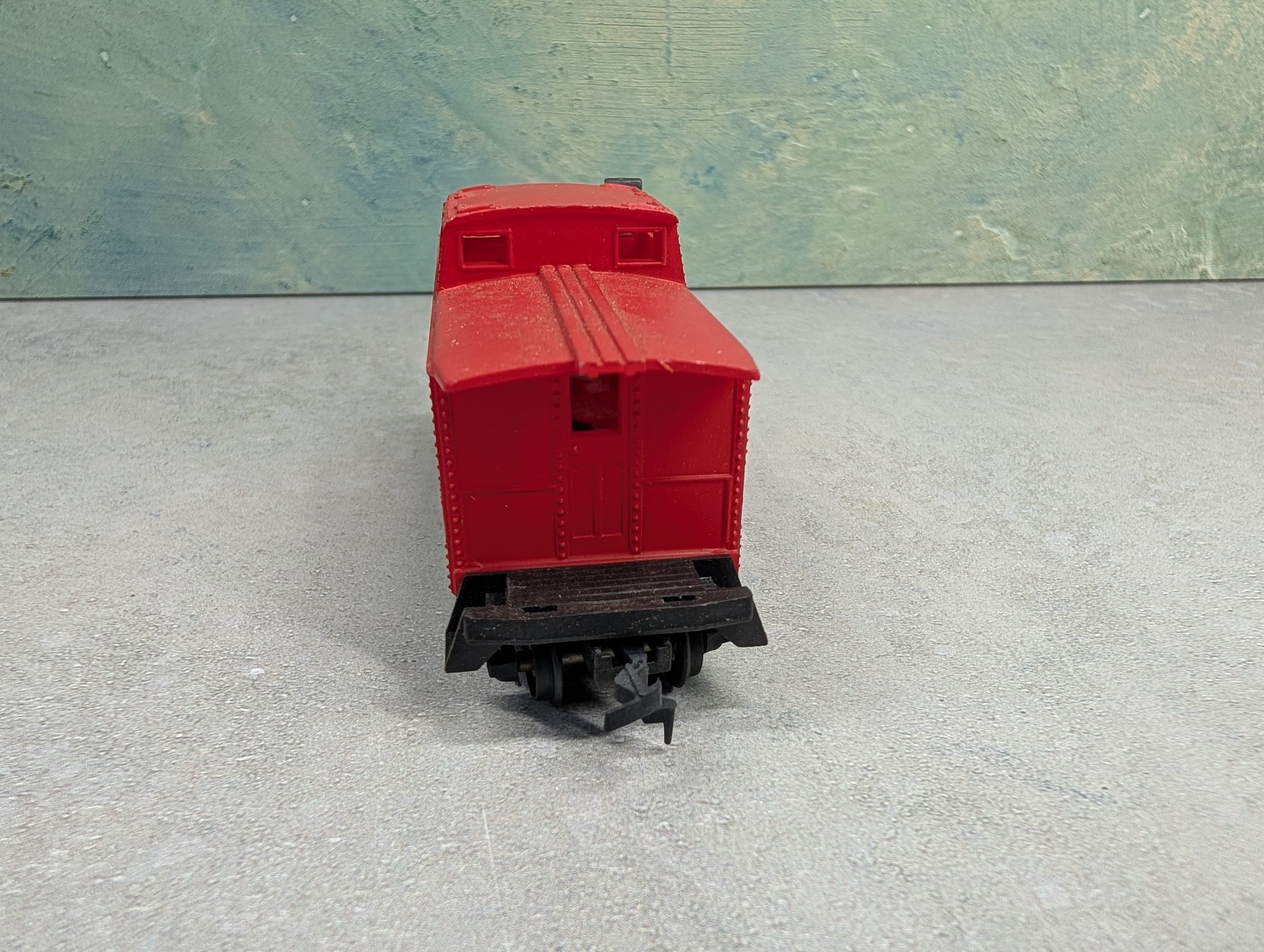 USED Life-Like HO Scale Safety Red Caboose #1974
