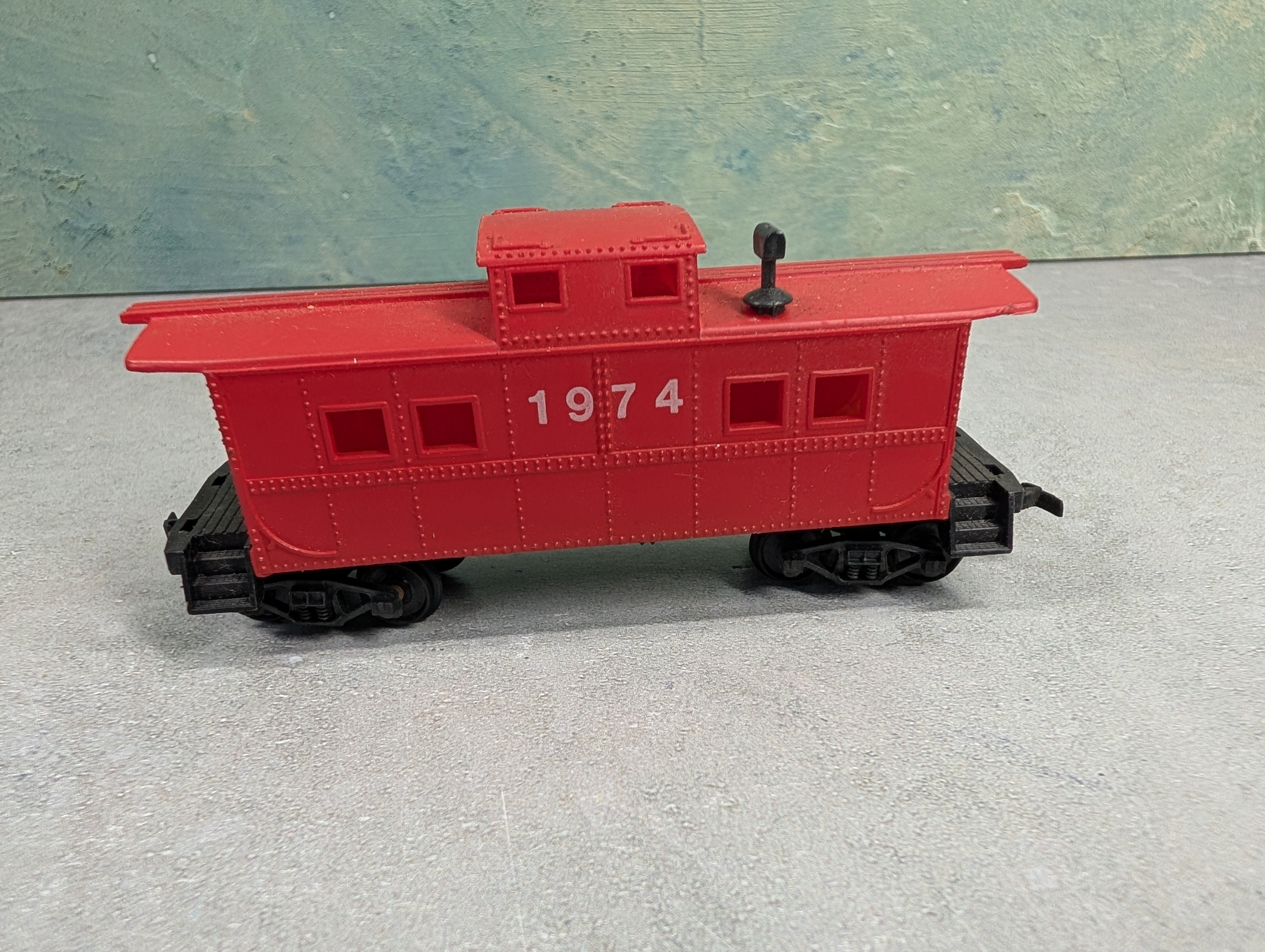 USED Life-Like HO Scale Safety Red Caboose #1974