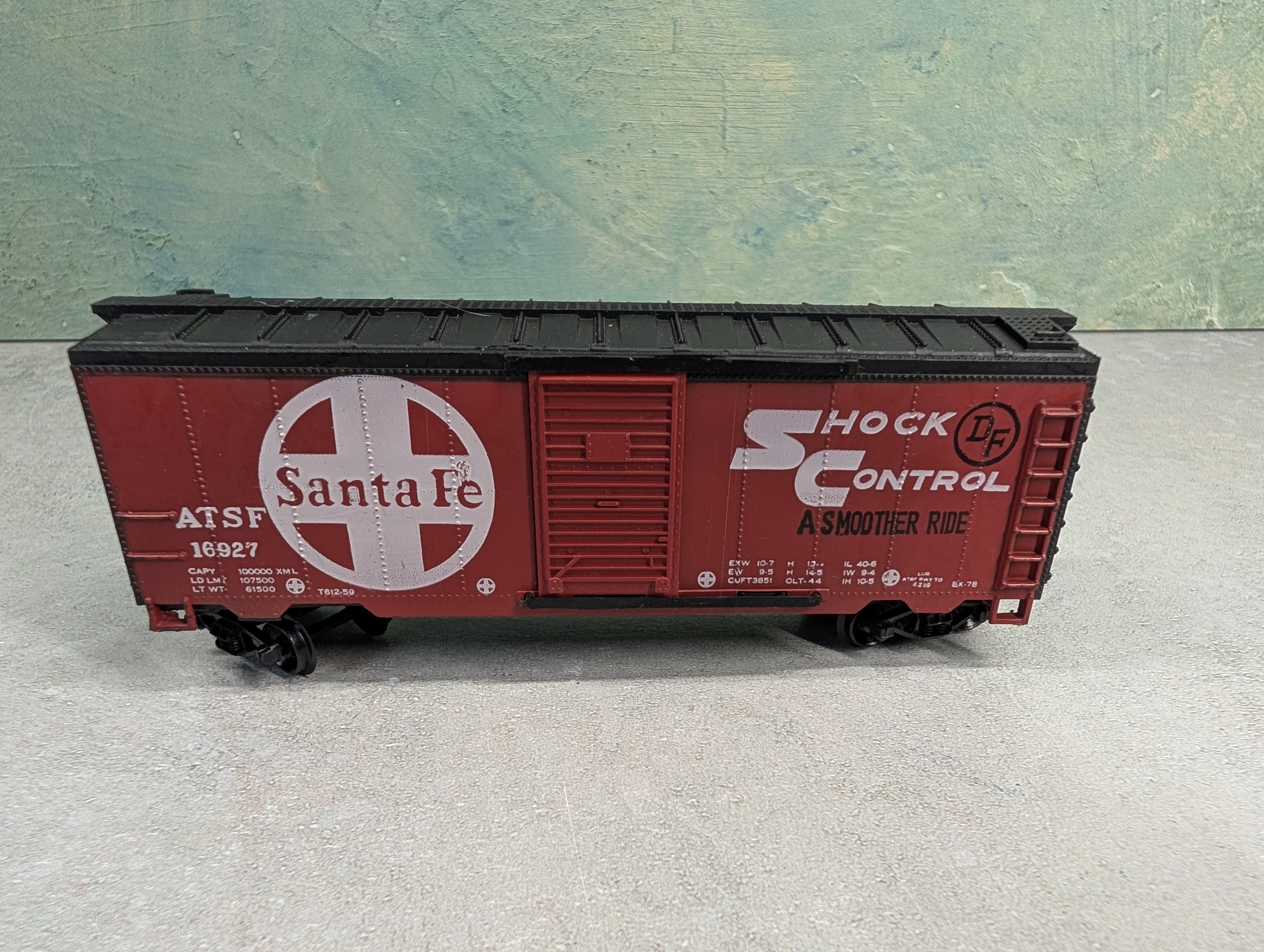 USED Life-Like HO Scale 40' Box Car Santa Fe ATSF #16927