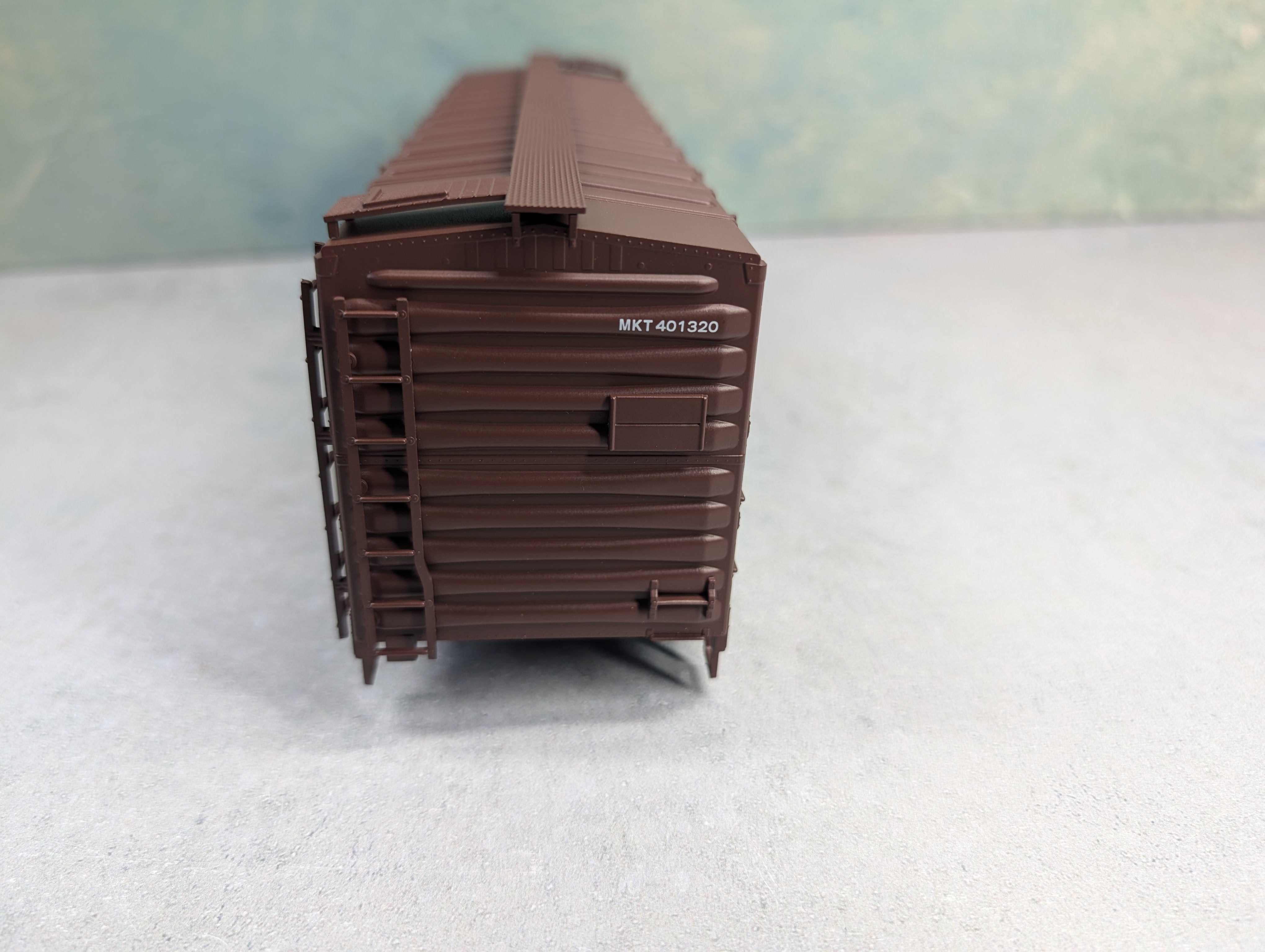 USED Weaver U4326L O 40' Stock Car MKT #401320 3 Rail, No Trucks/Couplers