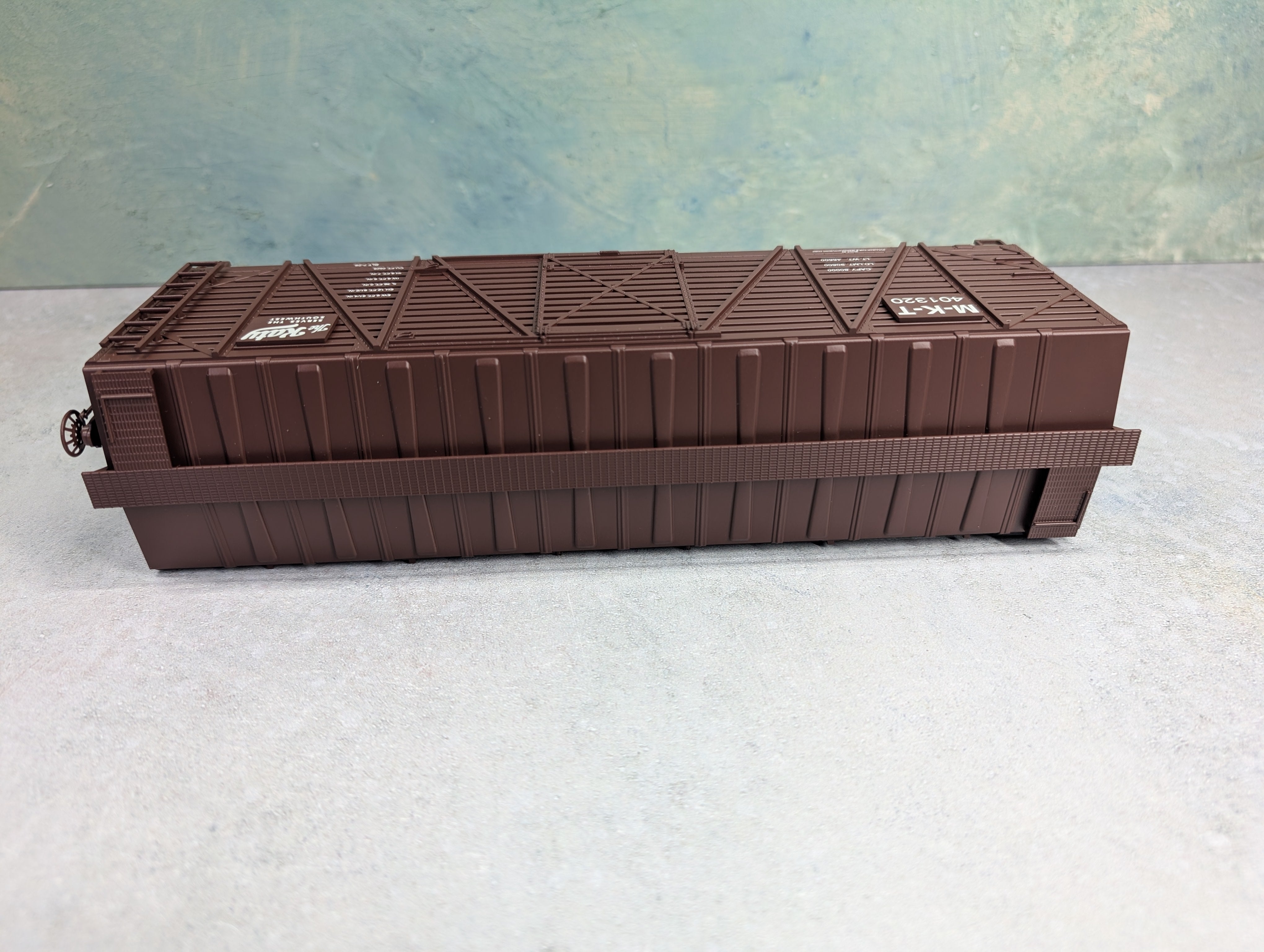 USED Weaver U4326L O 40' Stock Car MKT #401320 3 Rail, No Trucks/Couplers