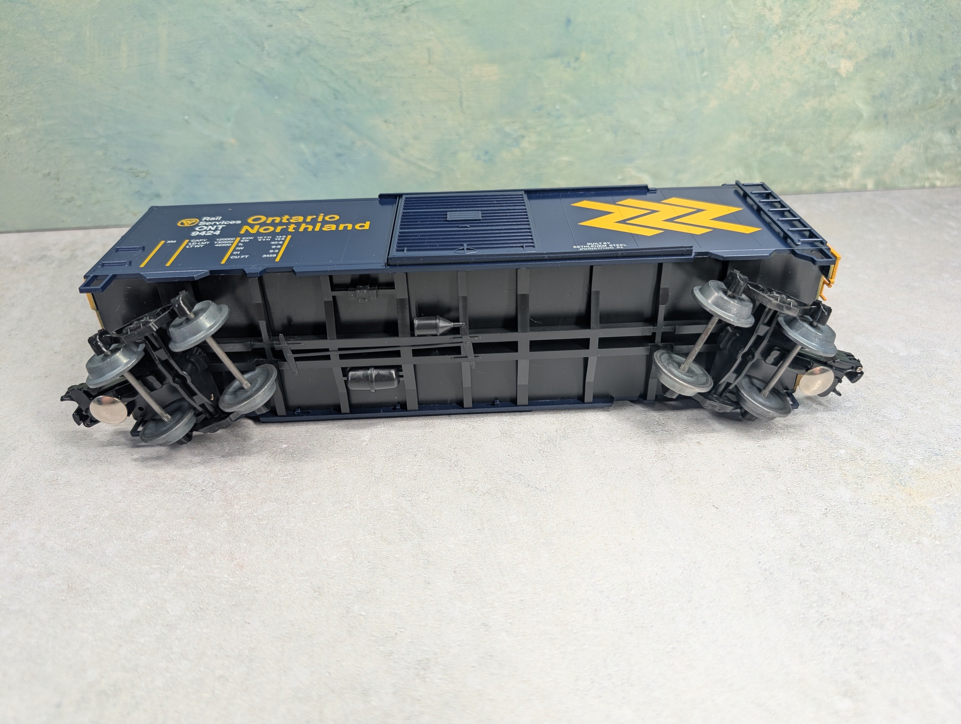 USED Weaver O 40' PS-1 Box Car Ontario Northland ONT #9424 3 Rail Custom Car