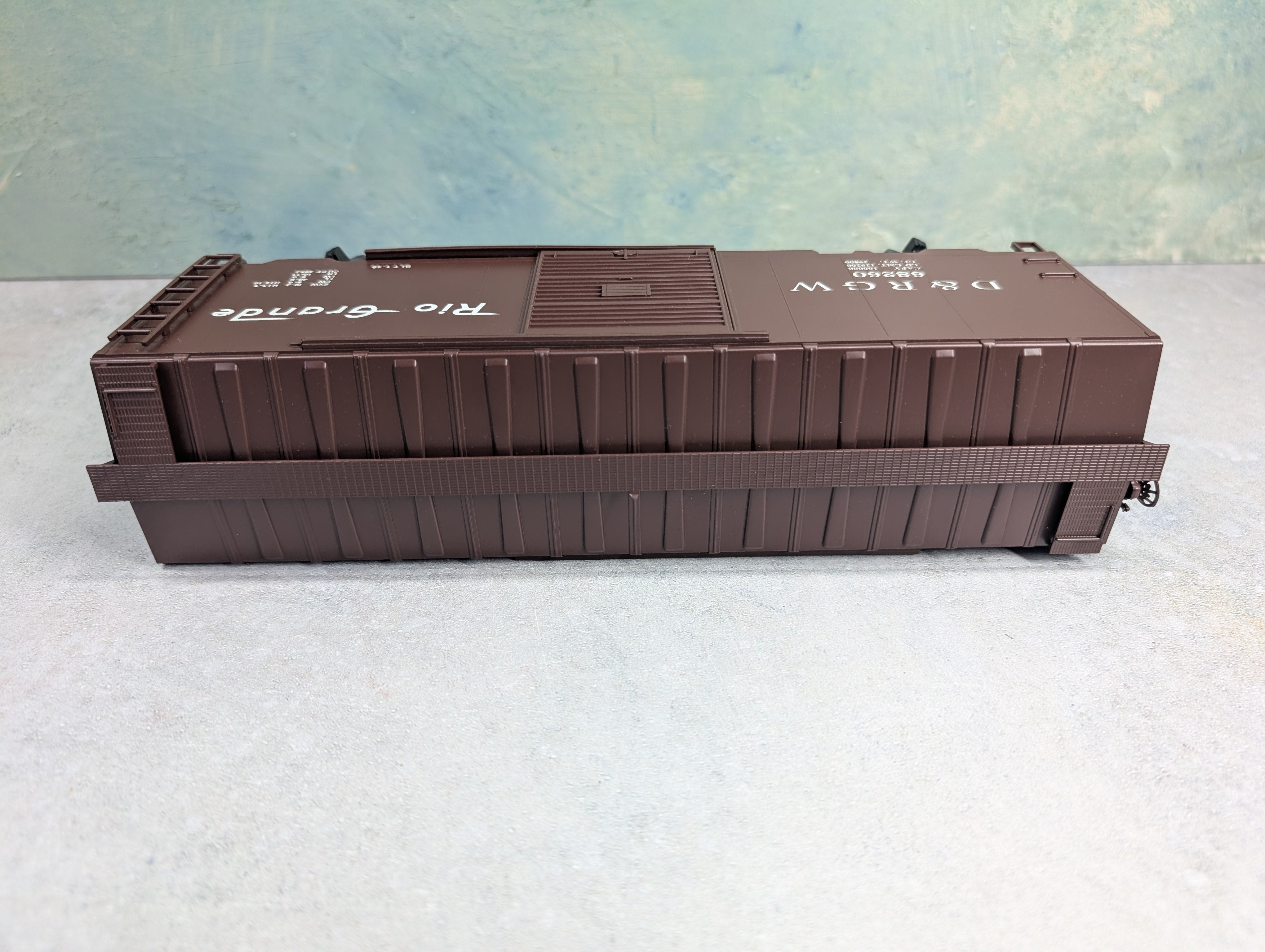 USED Weaver O 40' Box Car Rio Grande D&RGW #68260 3 Rail Custom Car