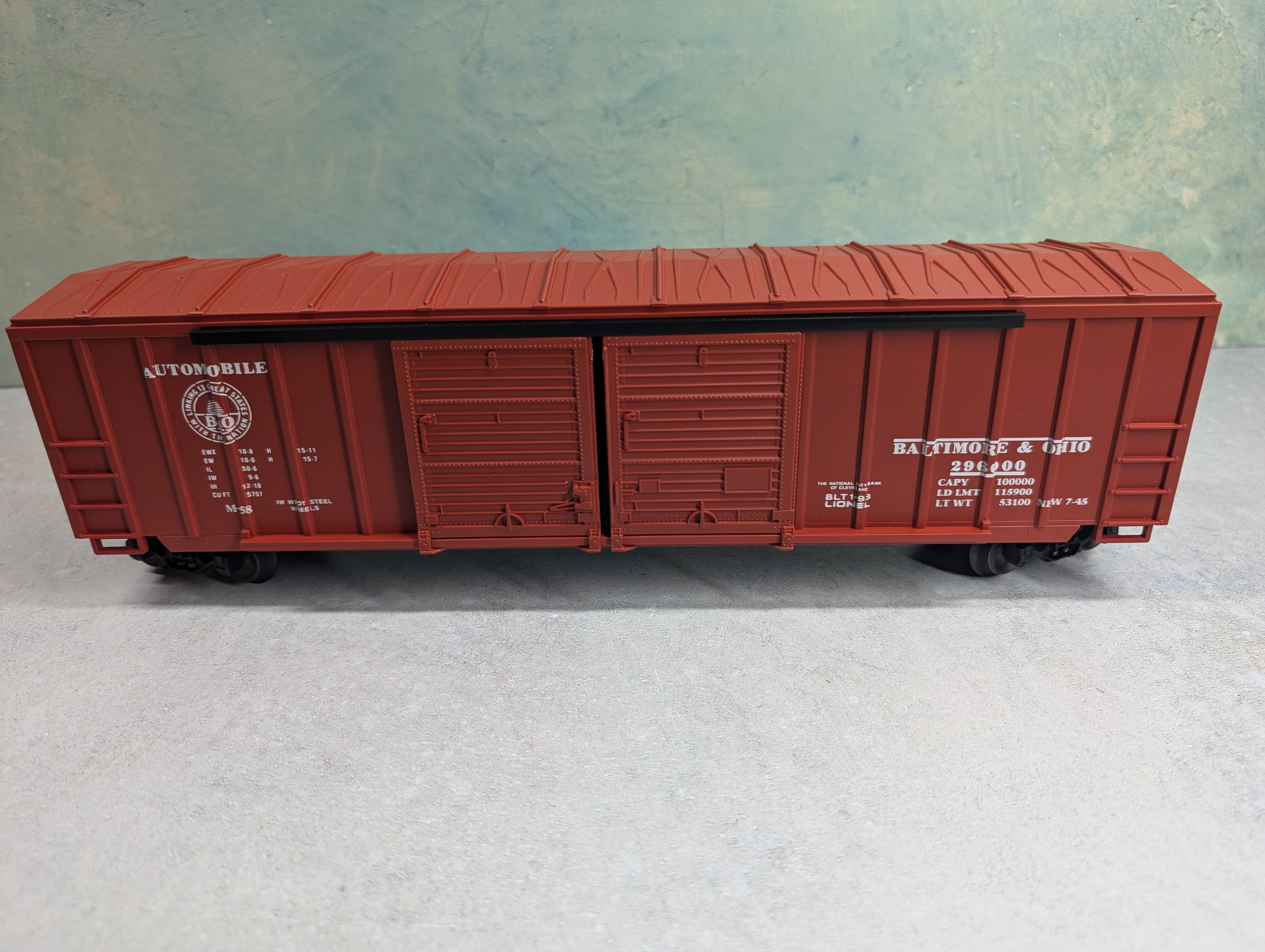USED Lionel 6-17209 O Double Door Box Car Baltimore and Ohio #296000