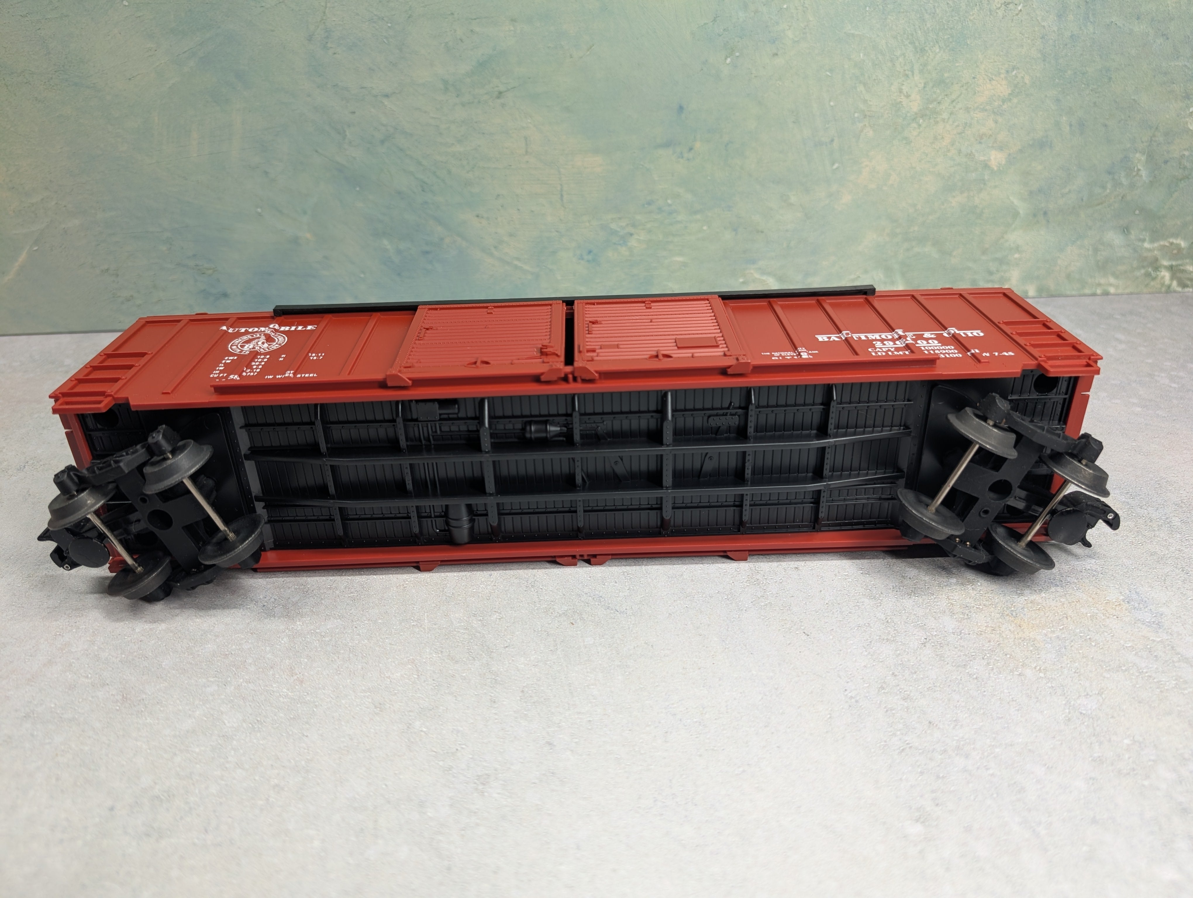 USED Lionel 6-17209 O Double Door Box Car Baltimore and Ohio #296000
