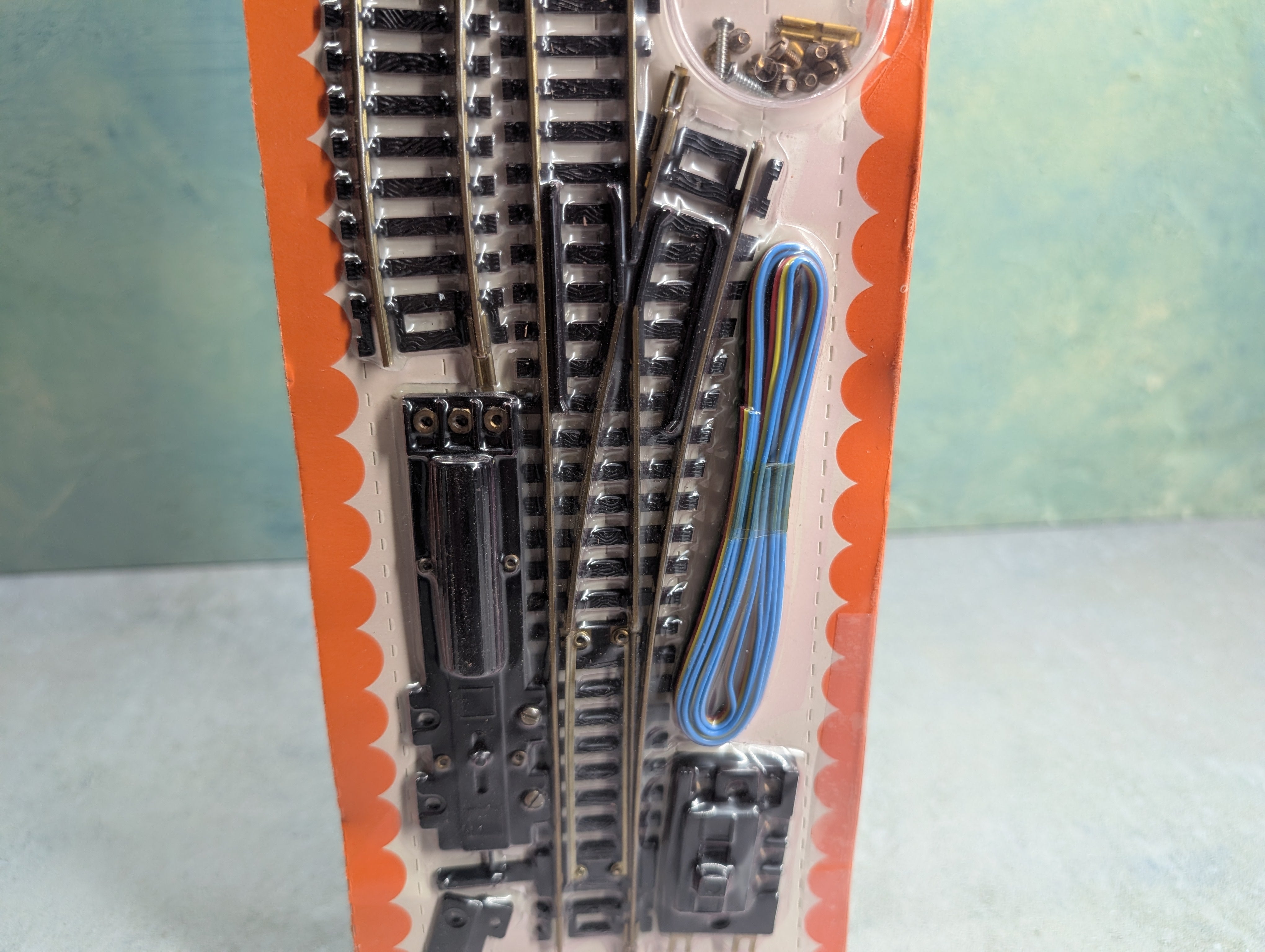 USED Life-Like T604 HO Scale Remote Switch Control Right Hand, Brass, Code 100