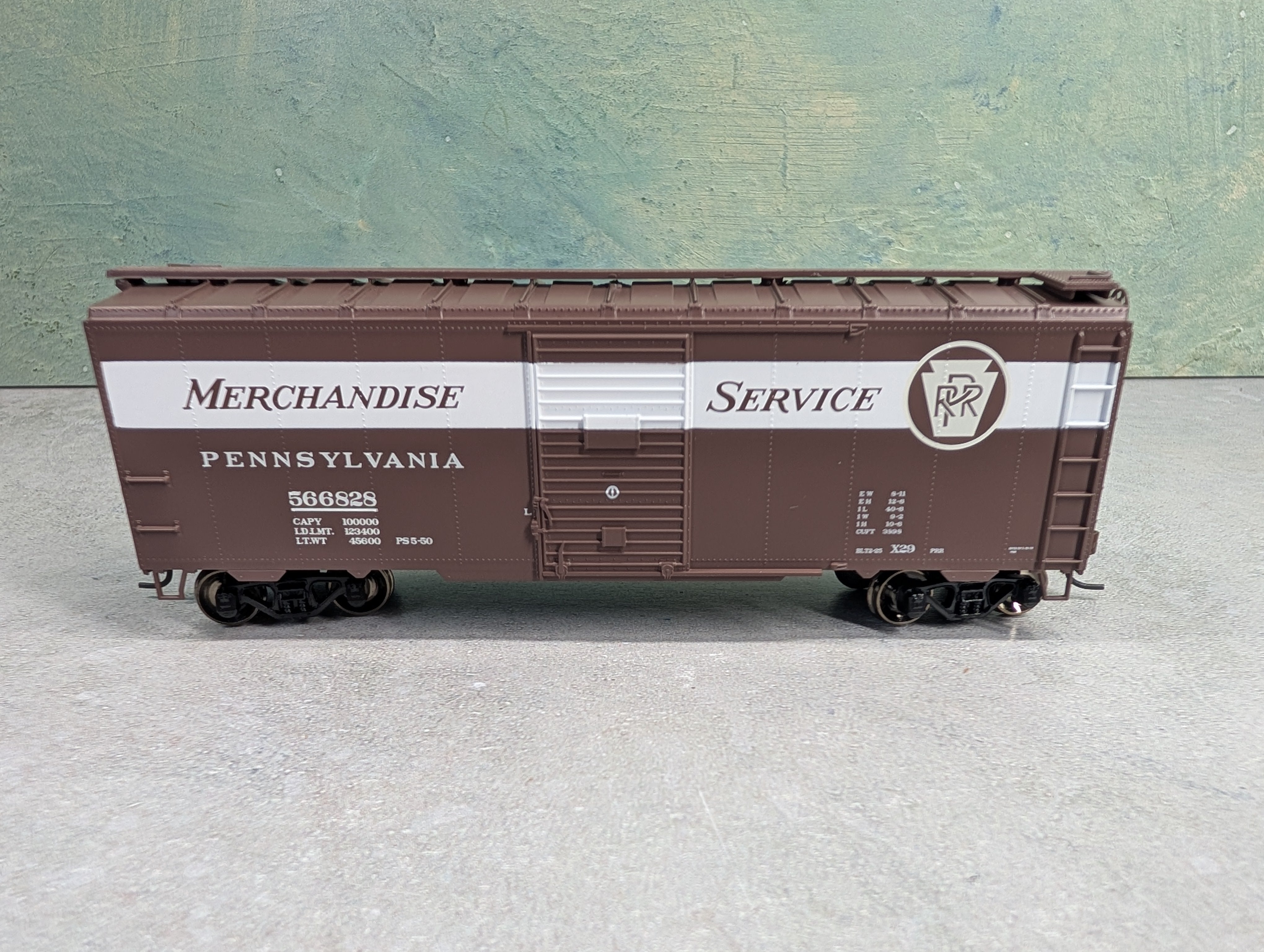 USED Athearn 70060 HO Scale 40' Youngstown Steel Door Box Car Pennsylvania #566828 Merchandise Service