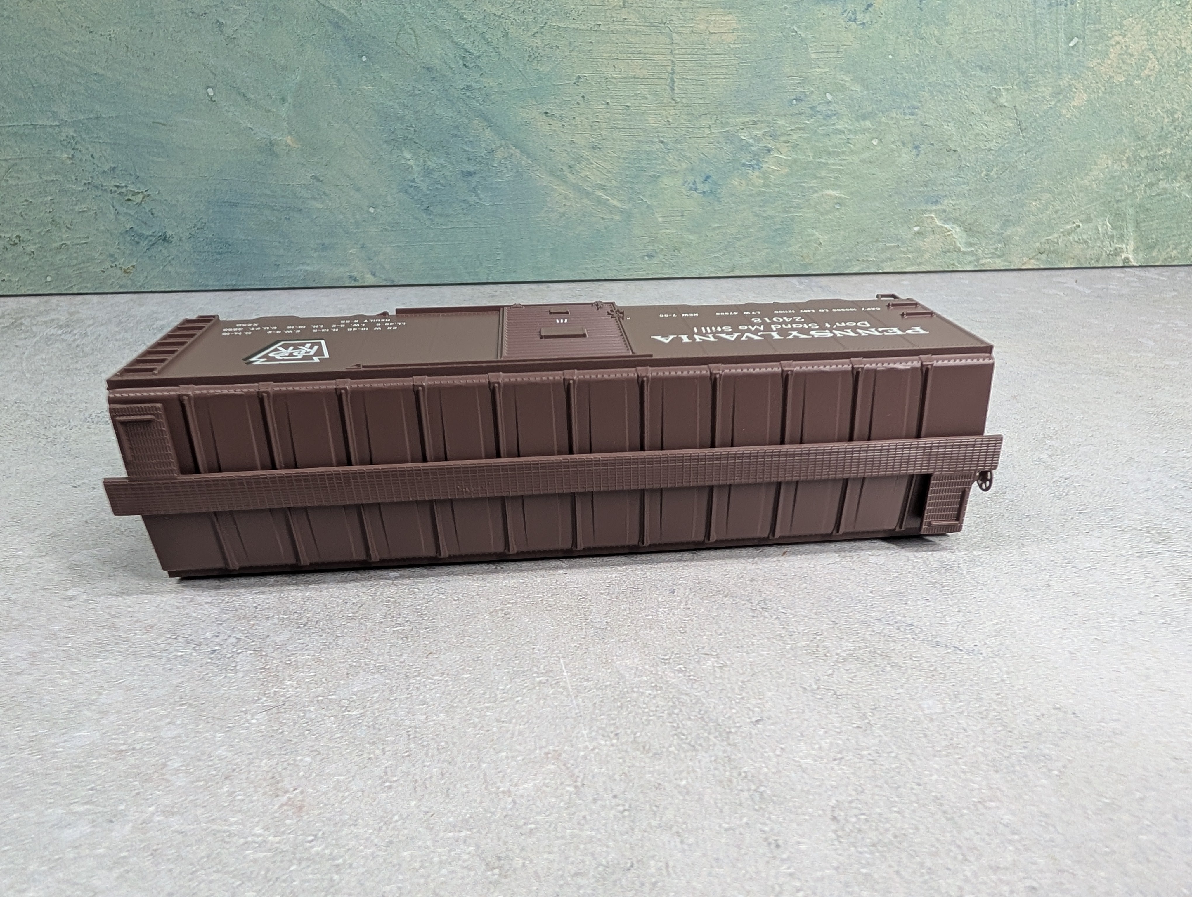 USED Athearn 70052 HO Scale 40' Youngstown Steel Door Box Car Pennsylvania #24018 Don't Stand Me Still!
