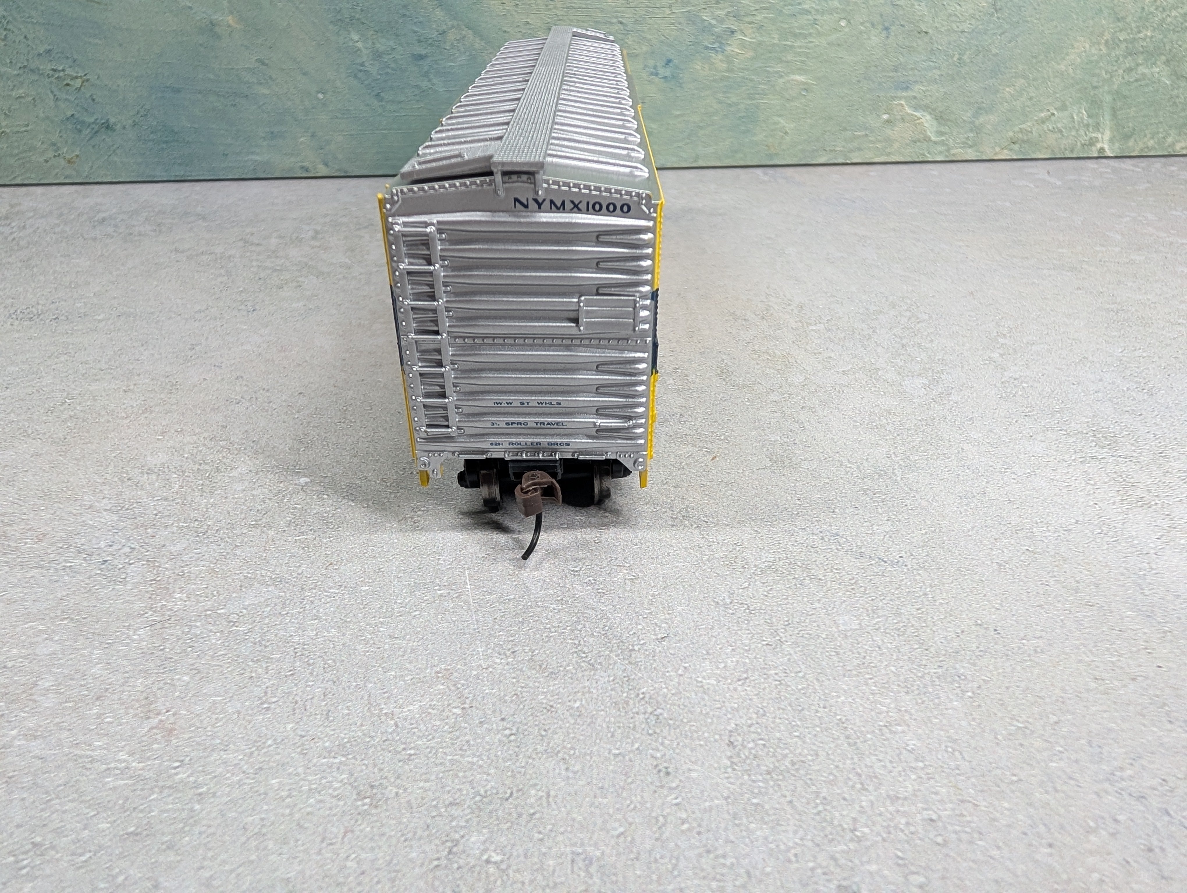 USED Athearn 7555 HO Scale 50' Smooth Side Reefer New York Central NYMX #1000