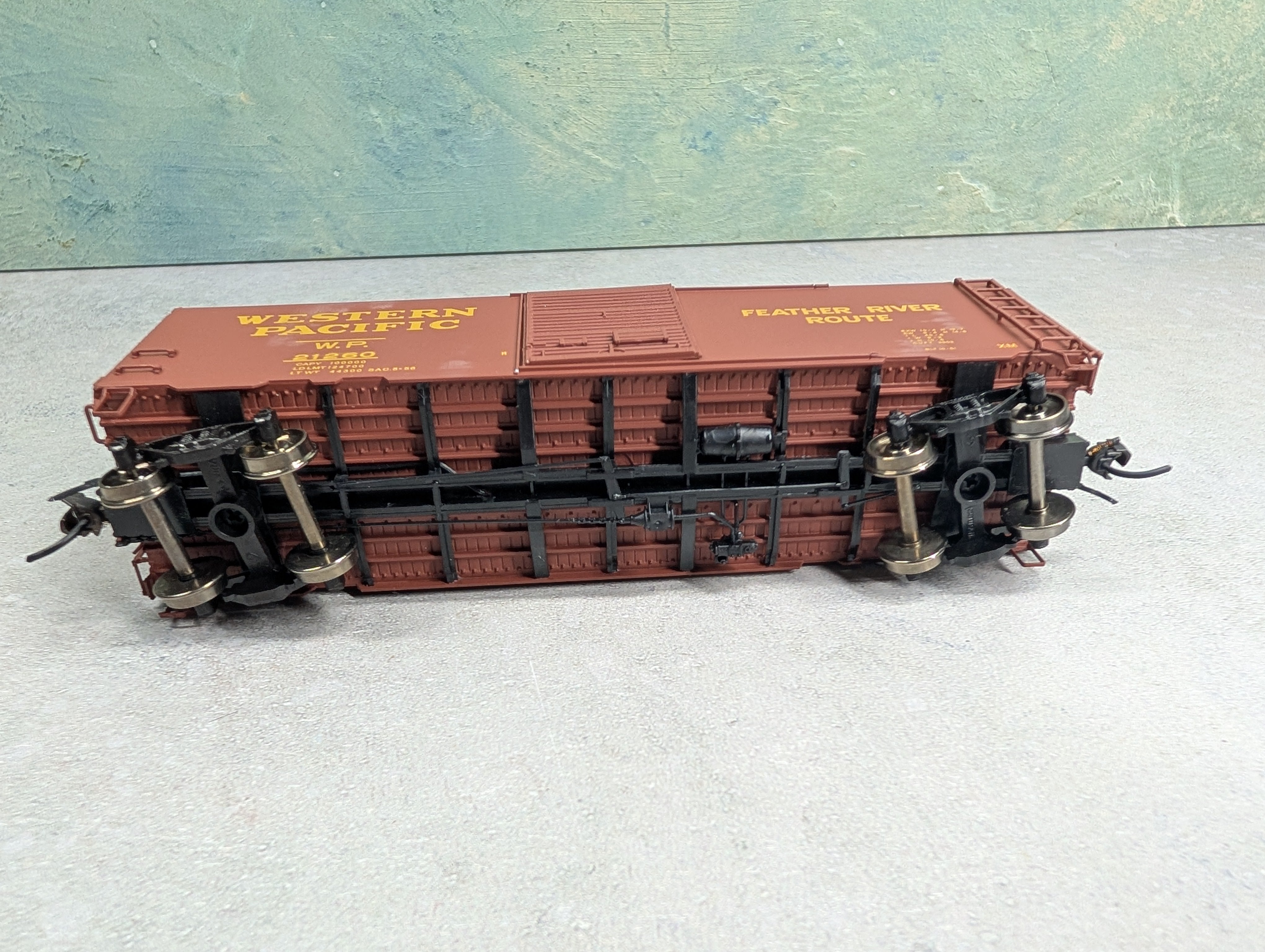 USED Intermountain #45476-03 HO Scale PS-1 40' Box Car Western Pacific WP #21260