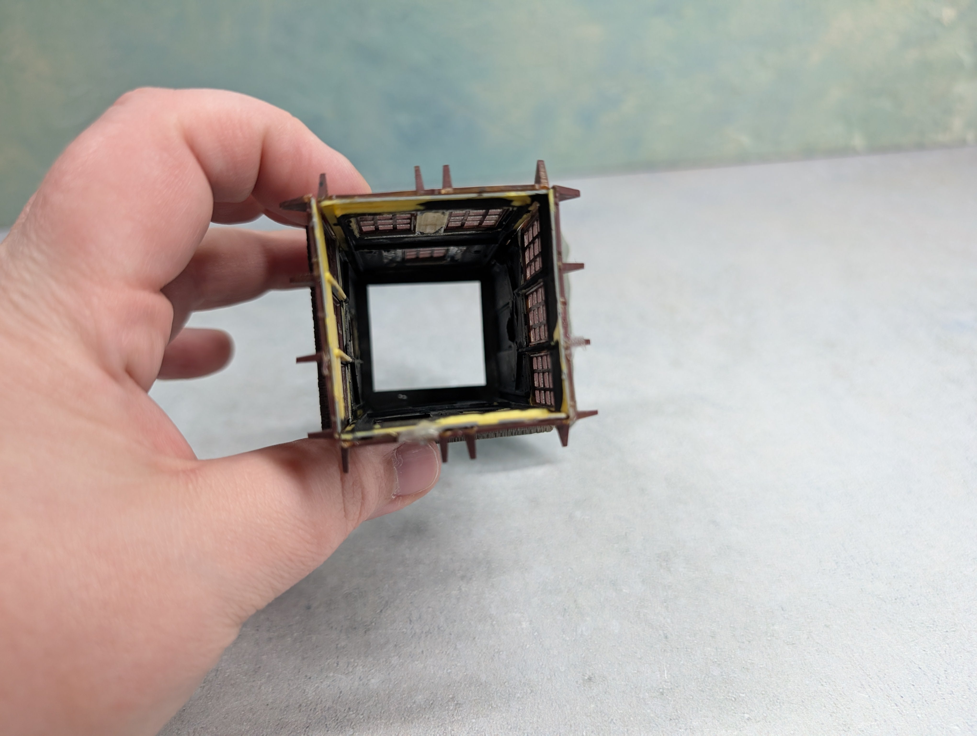 USED Pola HO Scale Signal Tower