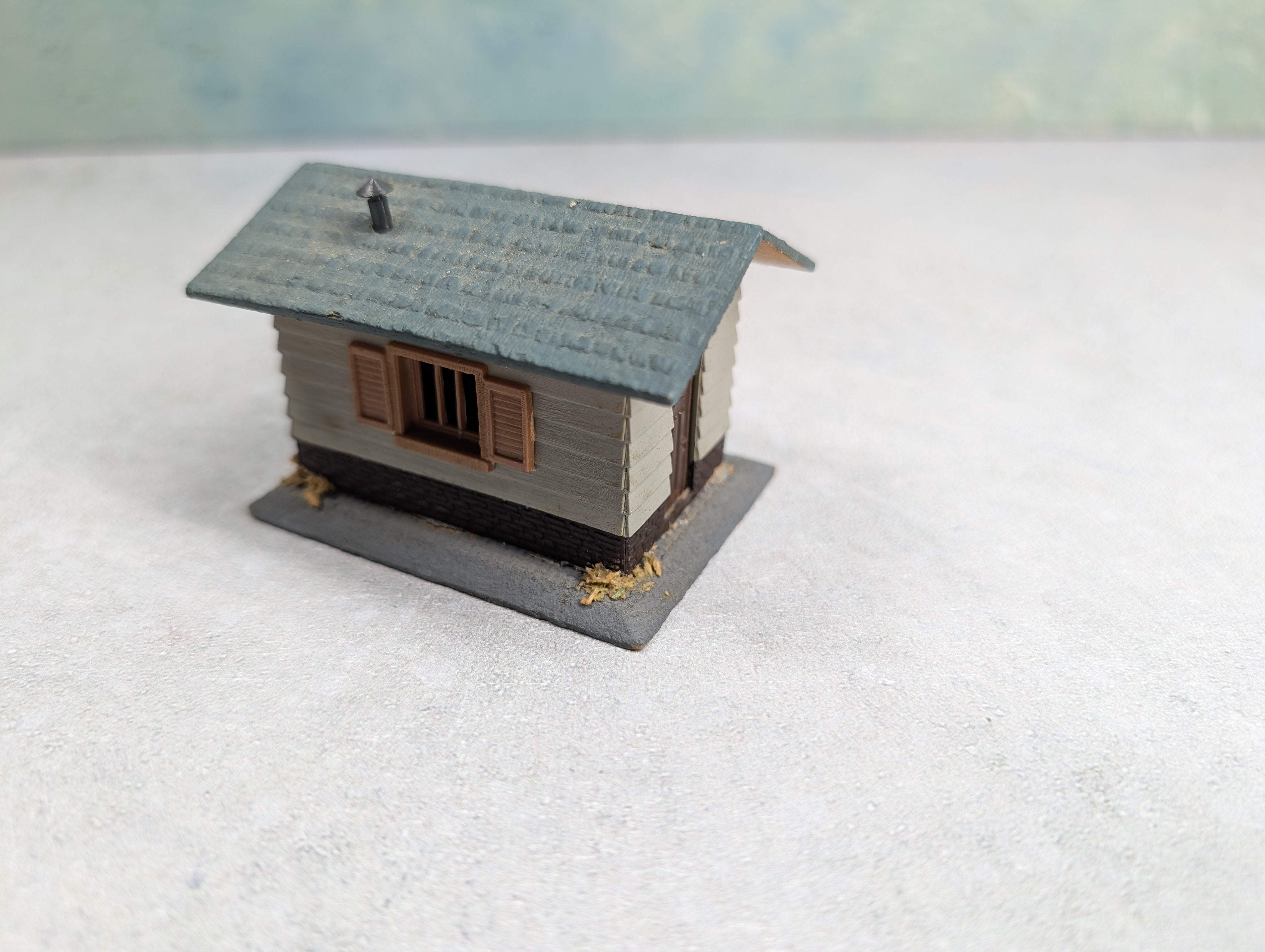 USED HO Scale Tool Shed, Building