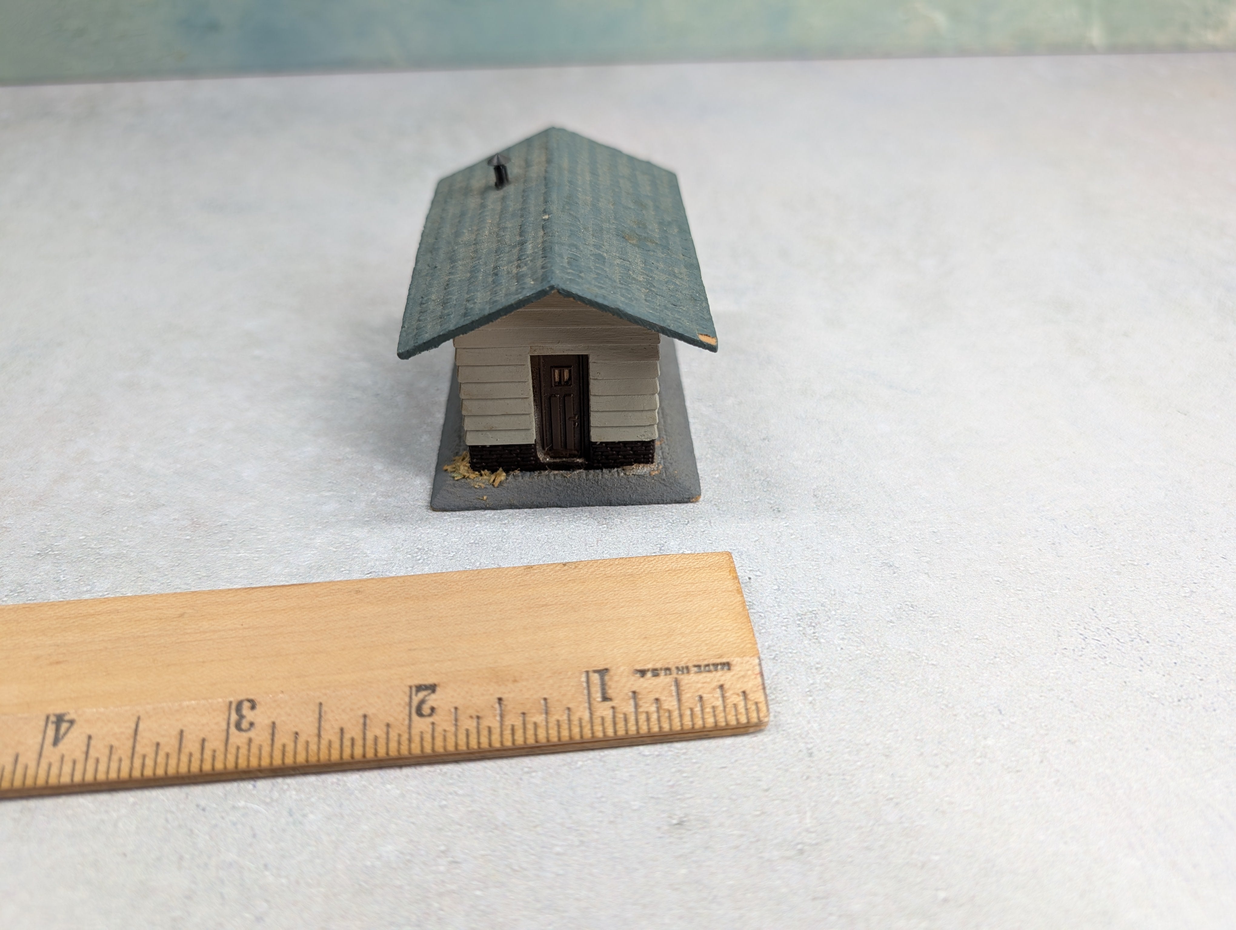USED HO Scale Tool Shed, Building