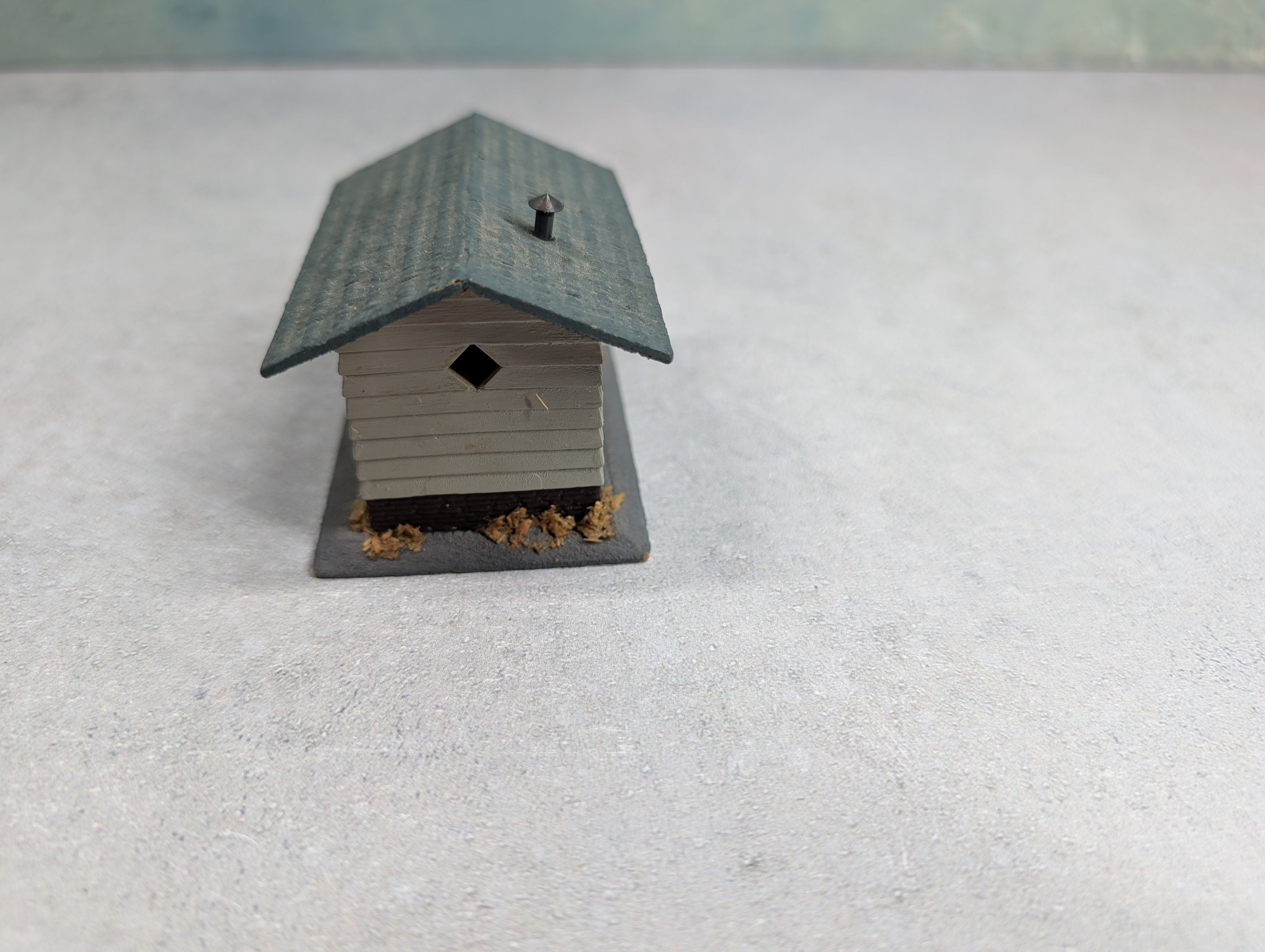 USED HO Scale Tool Shed, Building