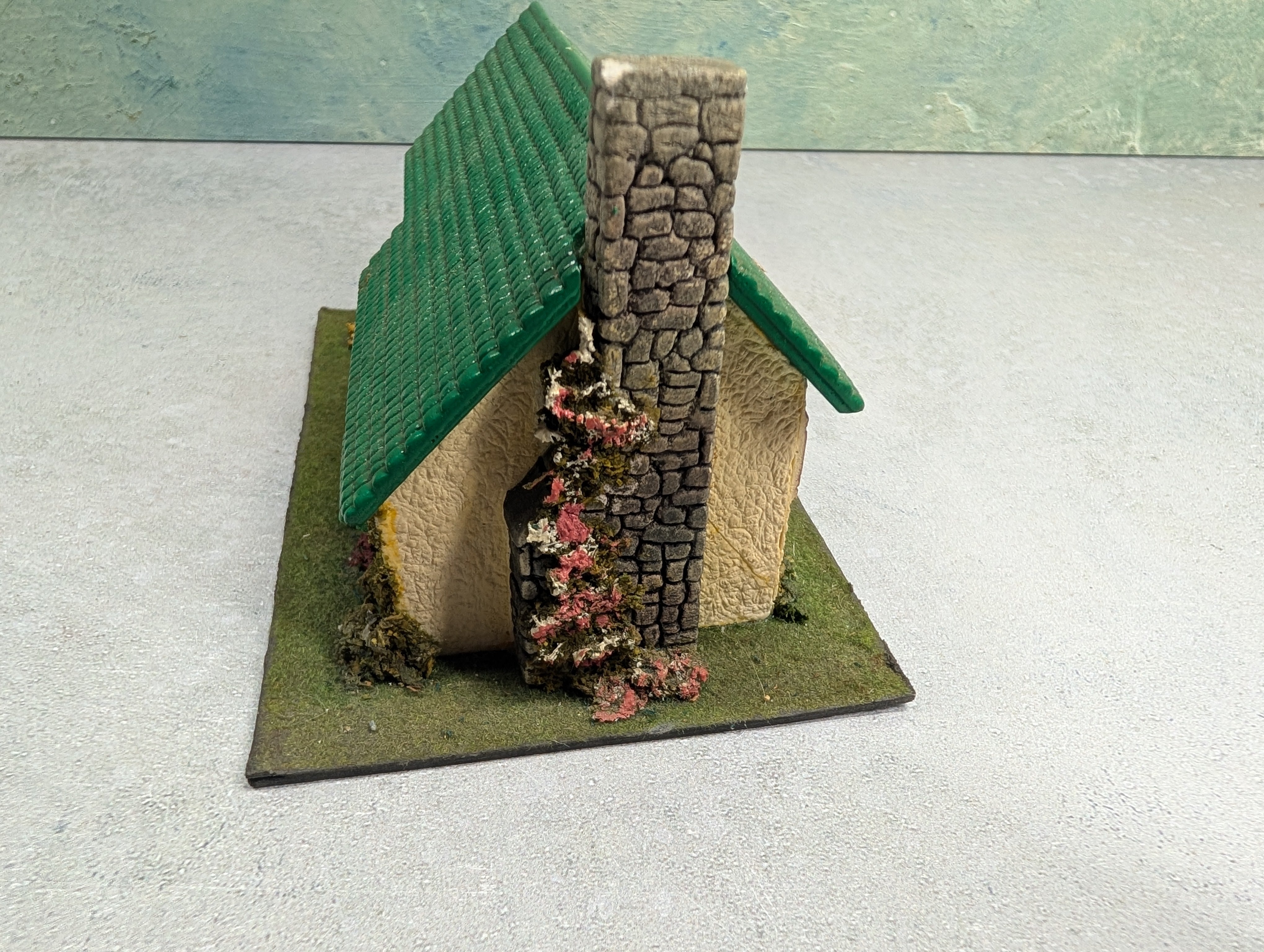 USED HO Scale Cottage with Stone Chimney