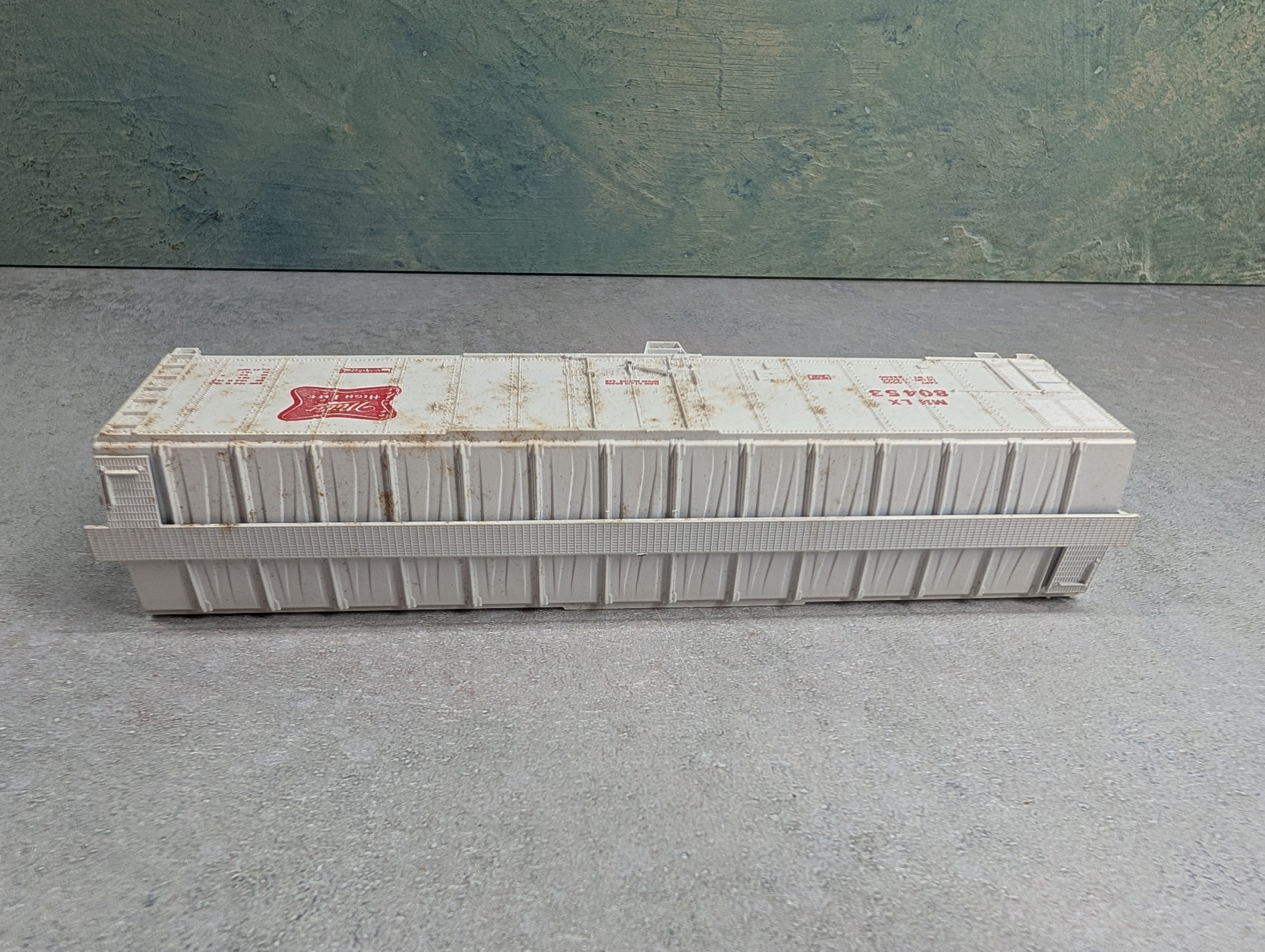 USED Athearn HO Scale 50' Box Car Miller High Life #80453