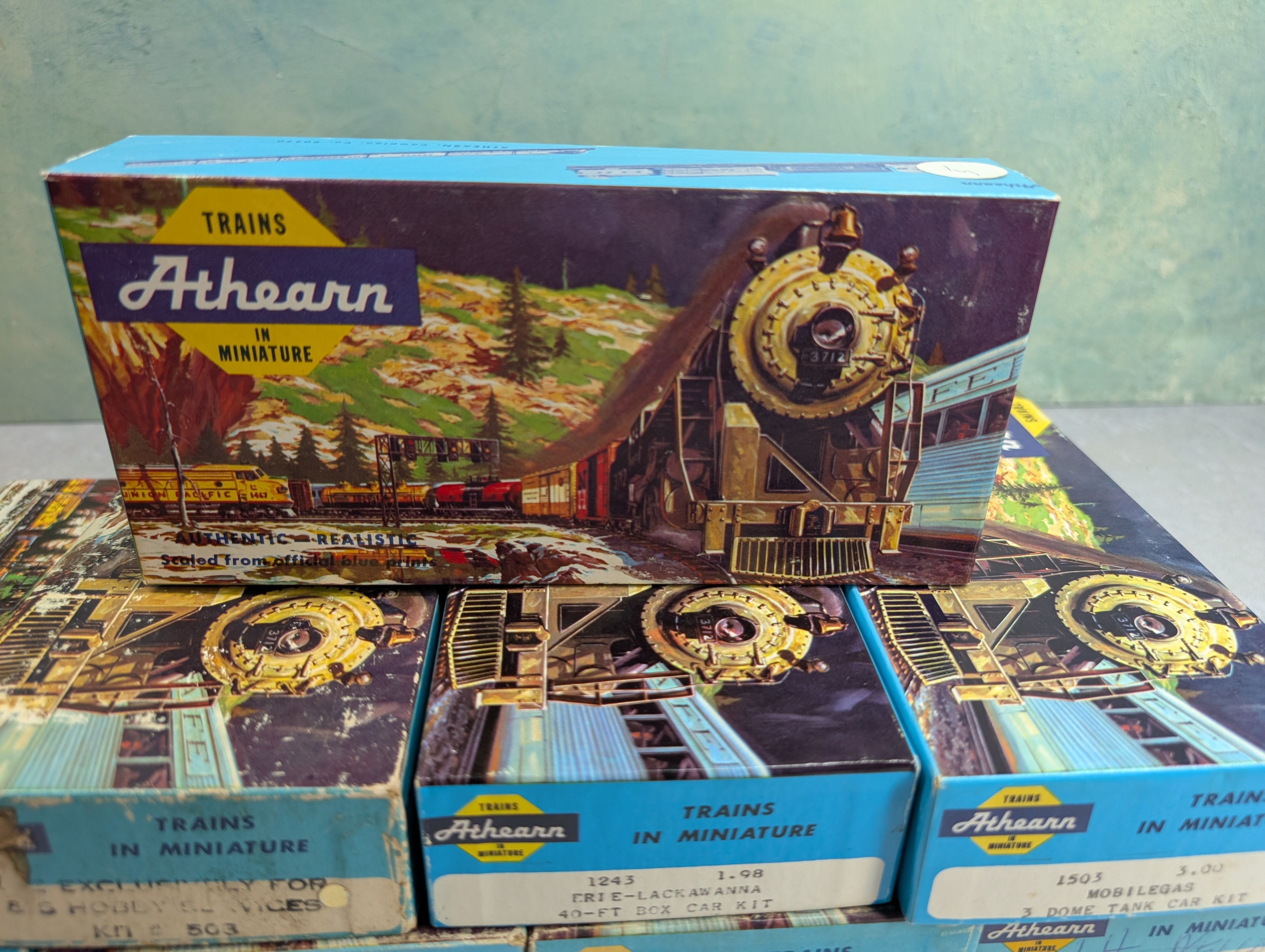 USED Athearn HO Scale Empty Boxes For Storage (8 pcs)