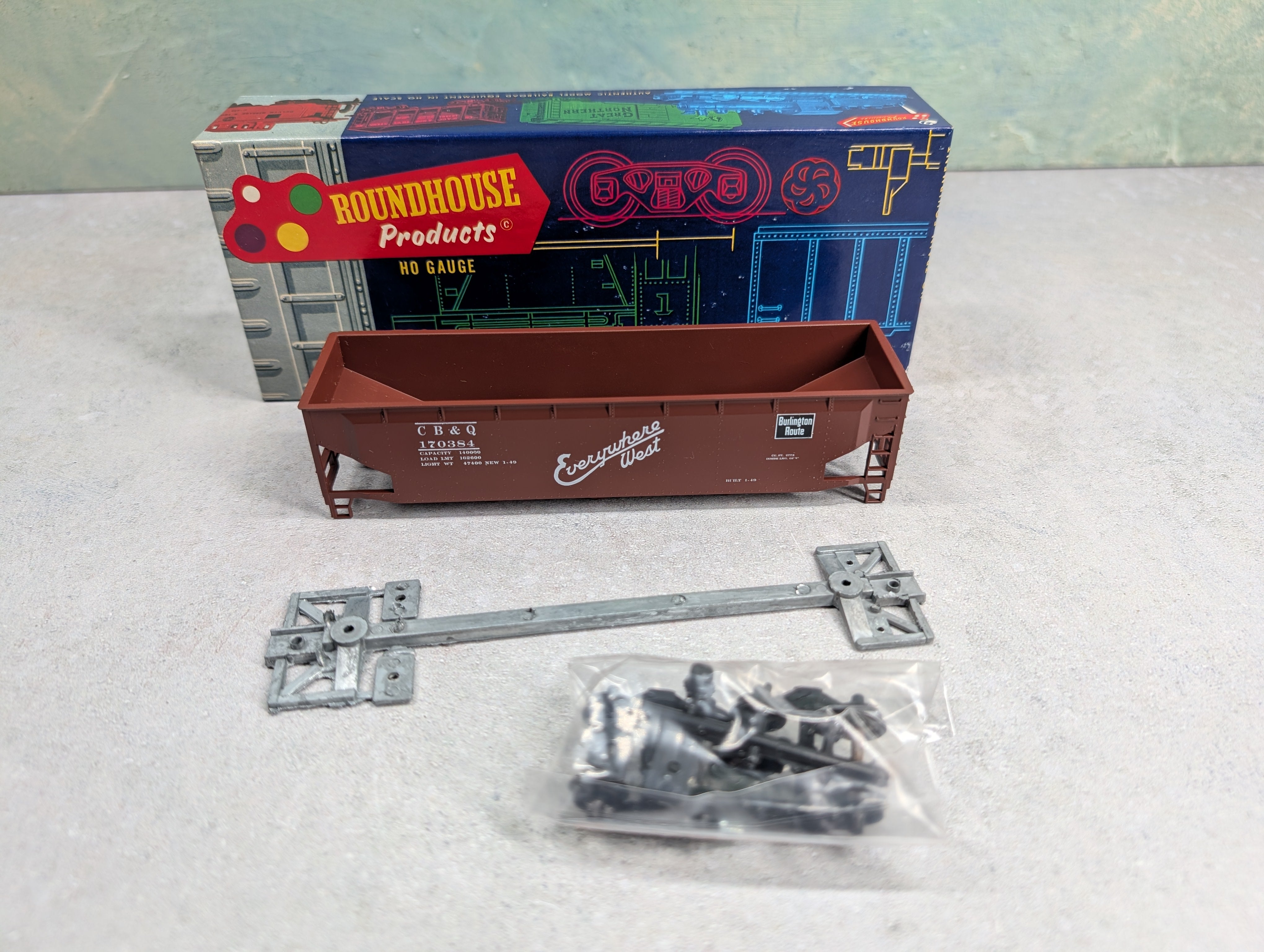 USED Roundhouse 1621 HO Scale 3-Bay Offset Hopper Burlington CB&Q #170384 KIT