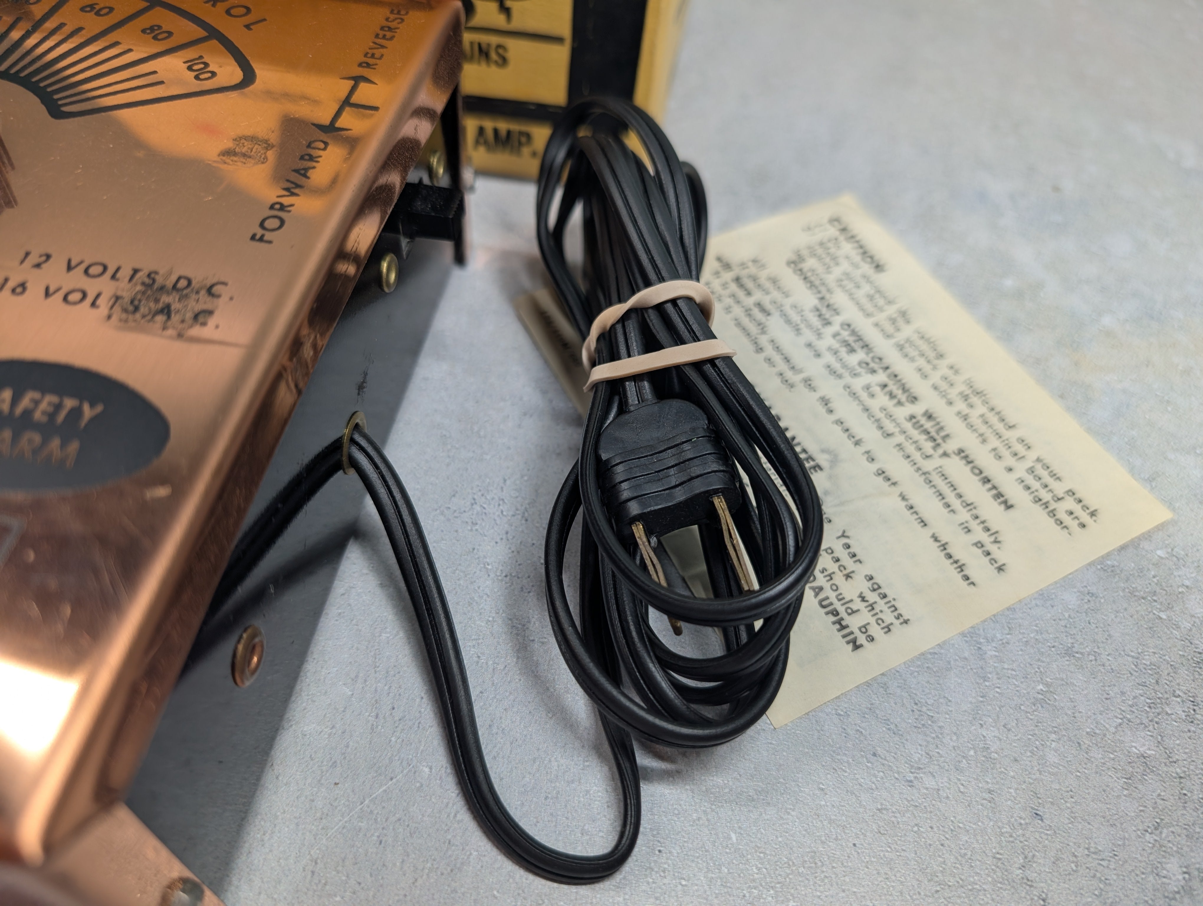 USED KF Industries HO Scale 2 Amp DC Hobby Transformer, Power Pack