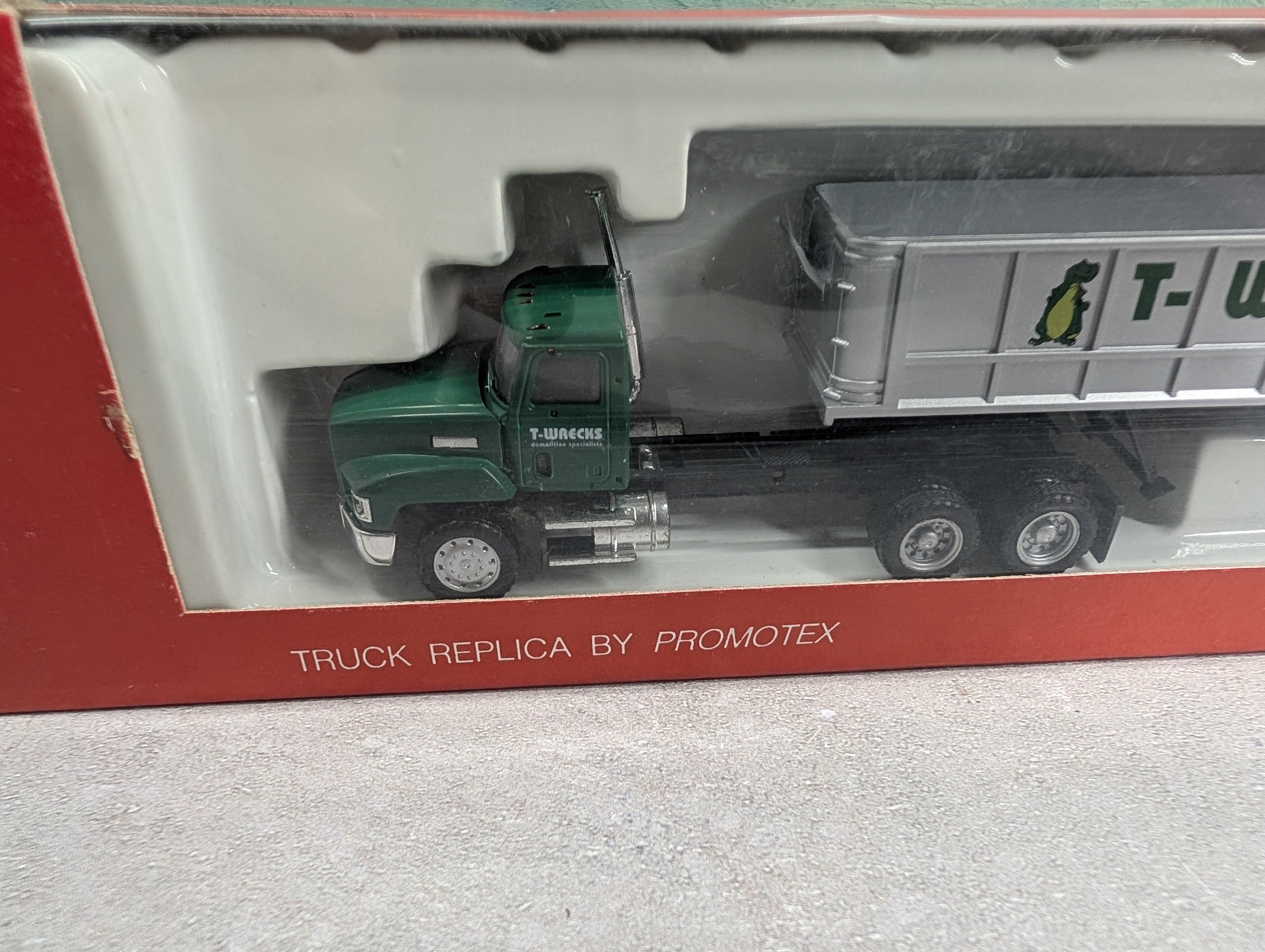 USED Herpa 6178 HO Scale T-Werks Demolition Tractor Trailer Truck with Dump Trailer