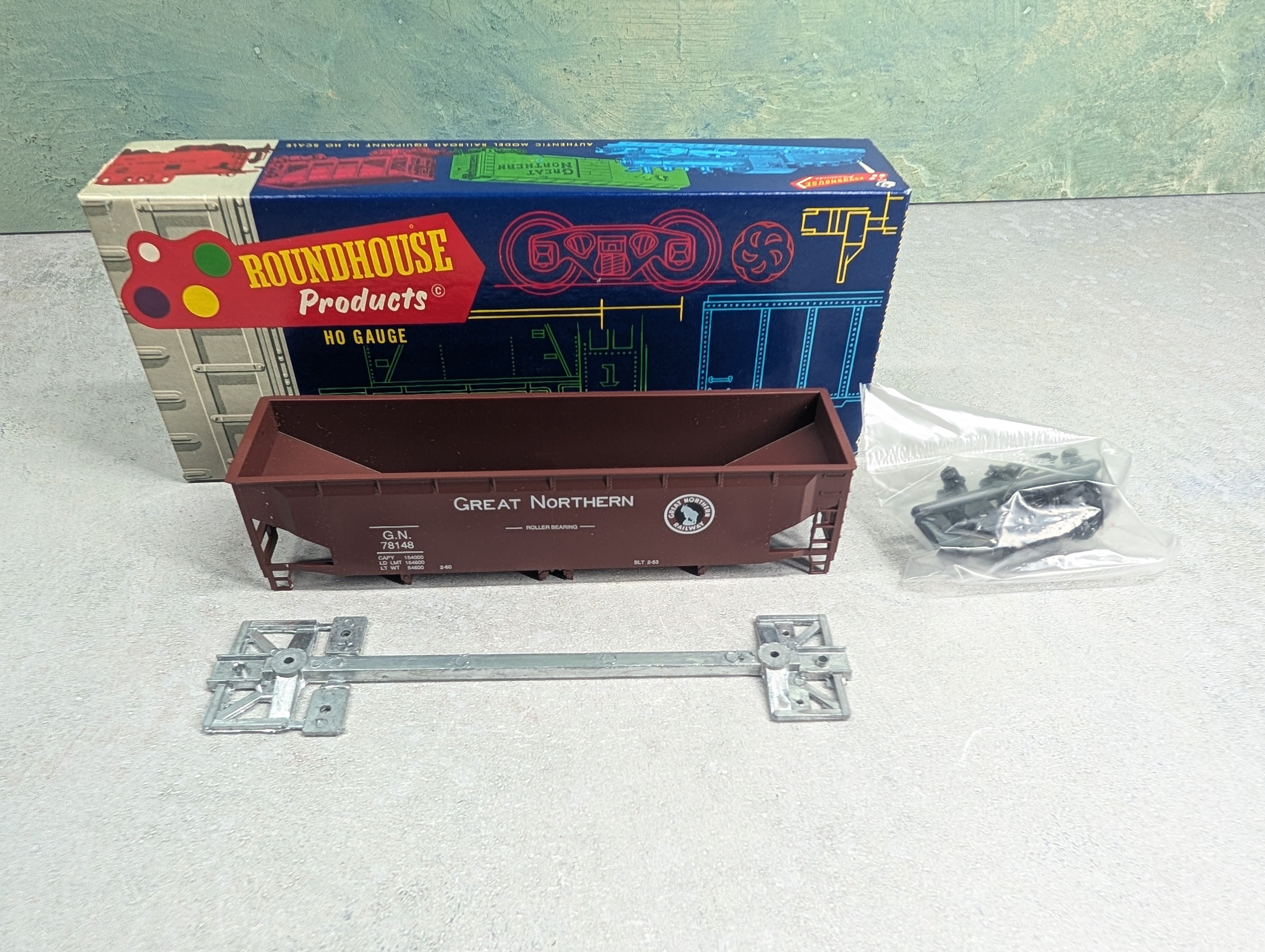 USED Roundhouse 7737 HO Scale Ballast Hopper Great Northern GN #78148 Small Letters KIT