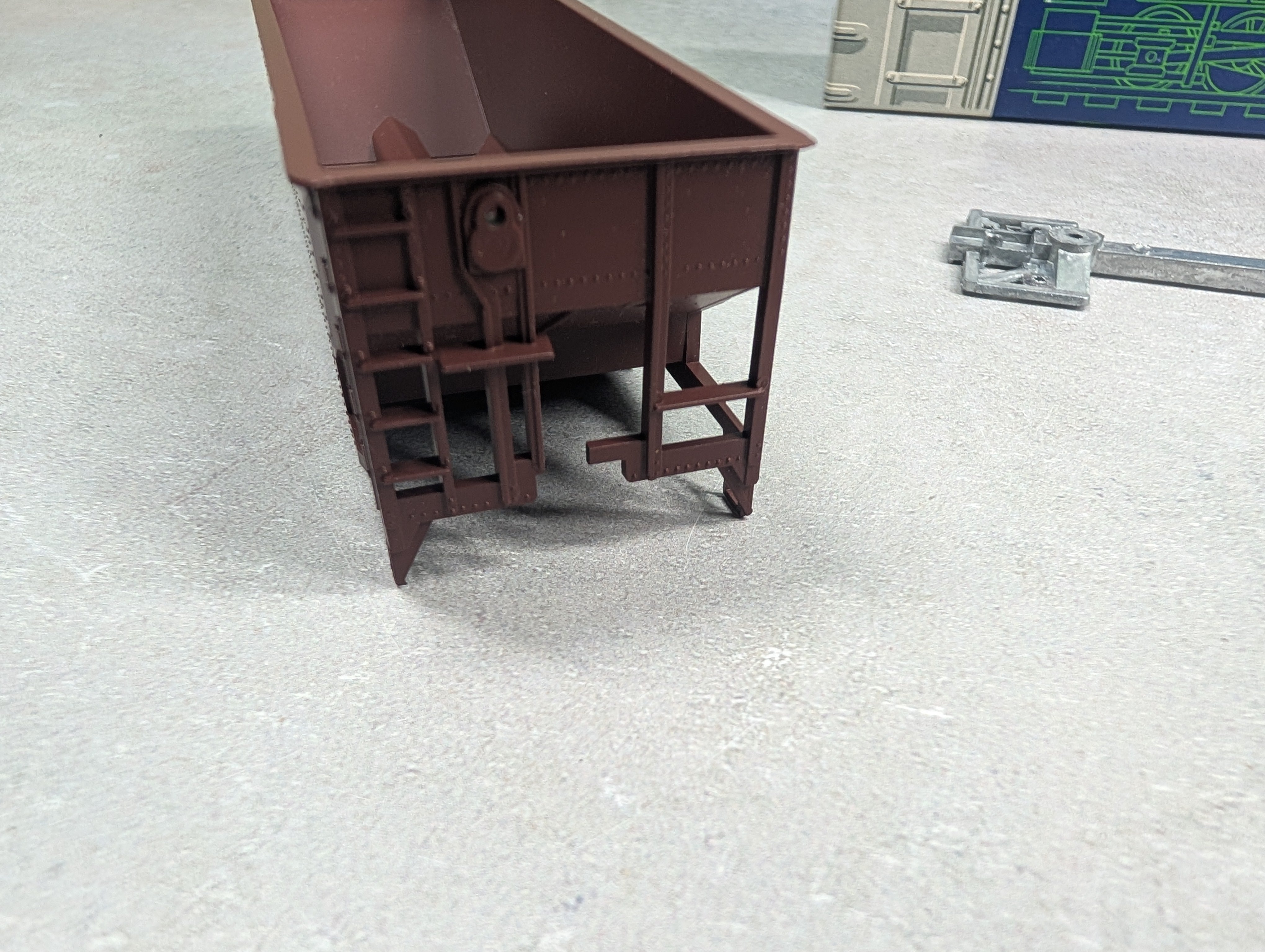 USED Roundhouse 7736 HO Scale Ballast Hopper Great Northern GN #78007 Large Letters KIT