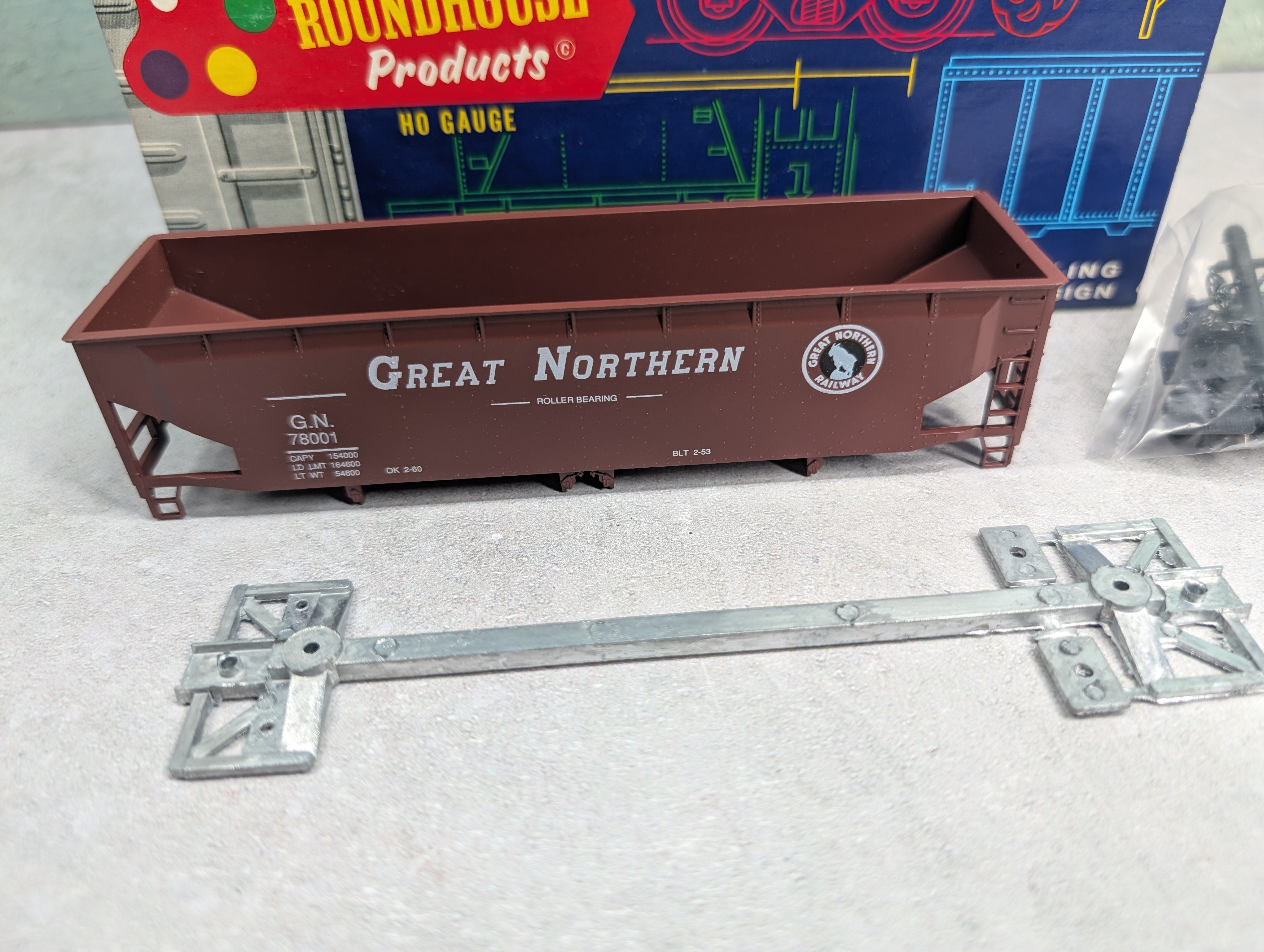 USED Roundhouse 7736 HO Scale Ballast Hopper Great Northern GN #78001 Large Letters KIT