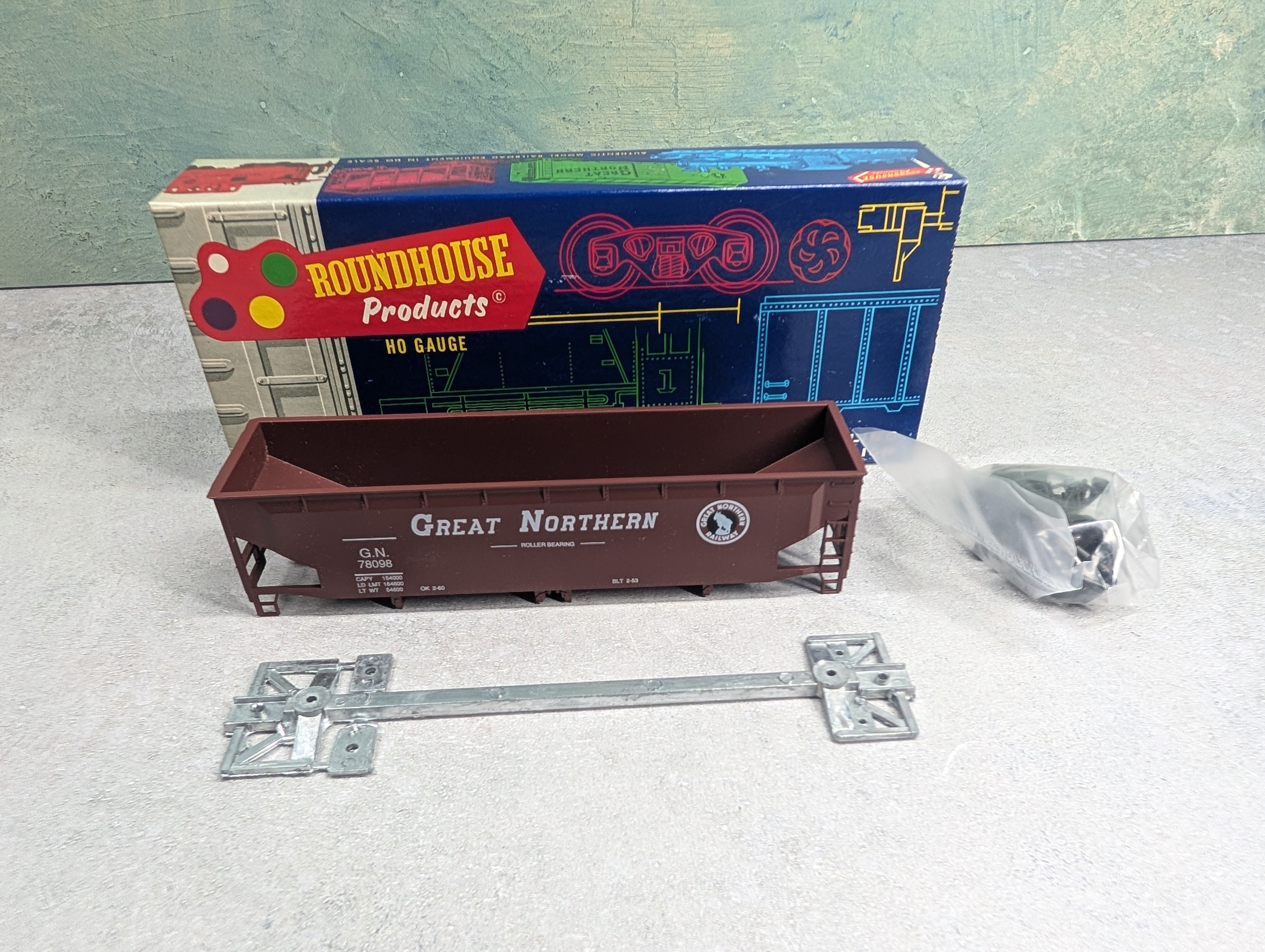 USED Roundhouse 7736 HO Scale Ballast Hopper Great Northern GN #78098 Large Letters KIT