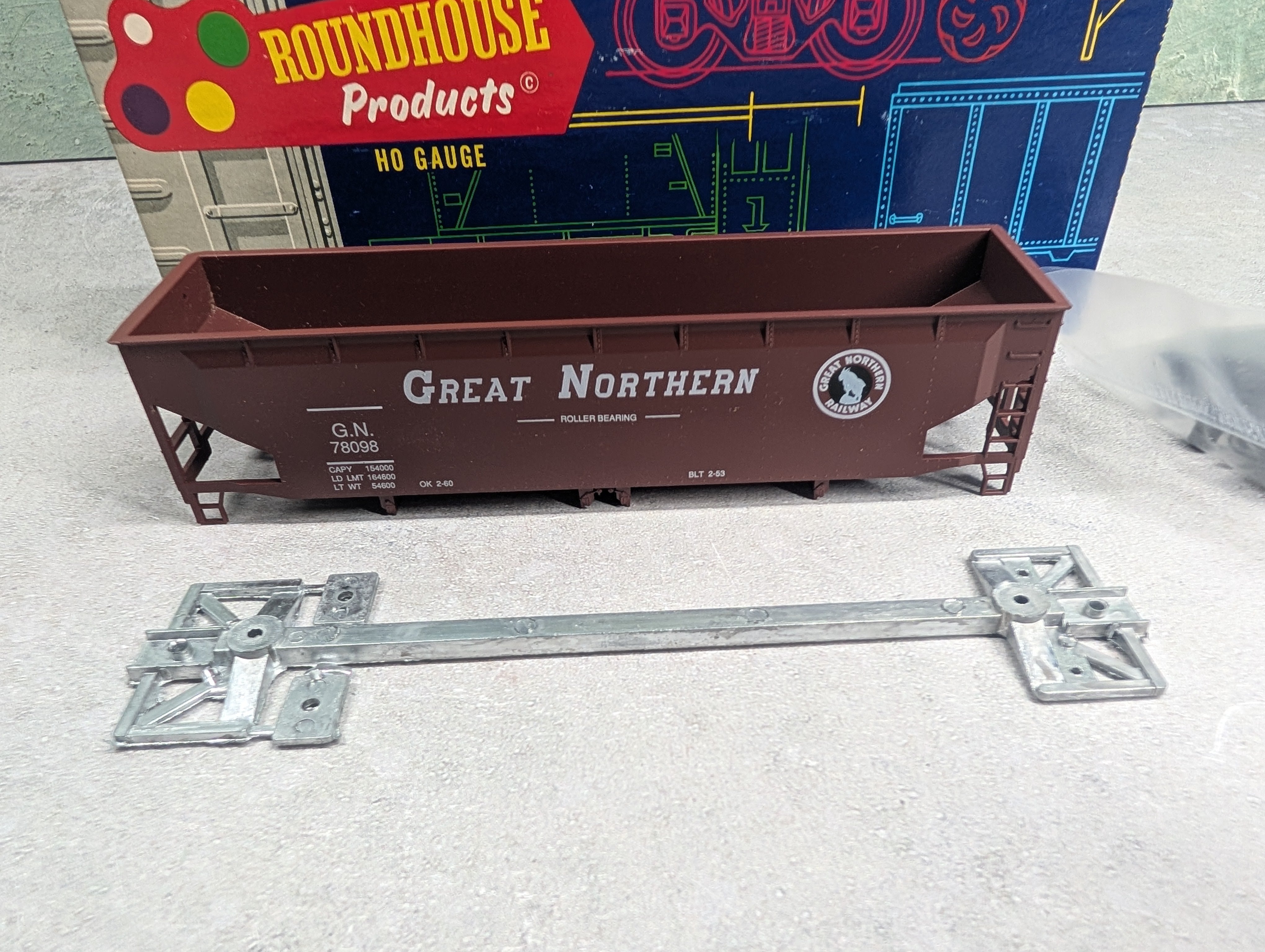 USED Roundhouse 7736 HO Scale Ballast Hopper Great Northern GN #78098 Large Letters KIT