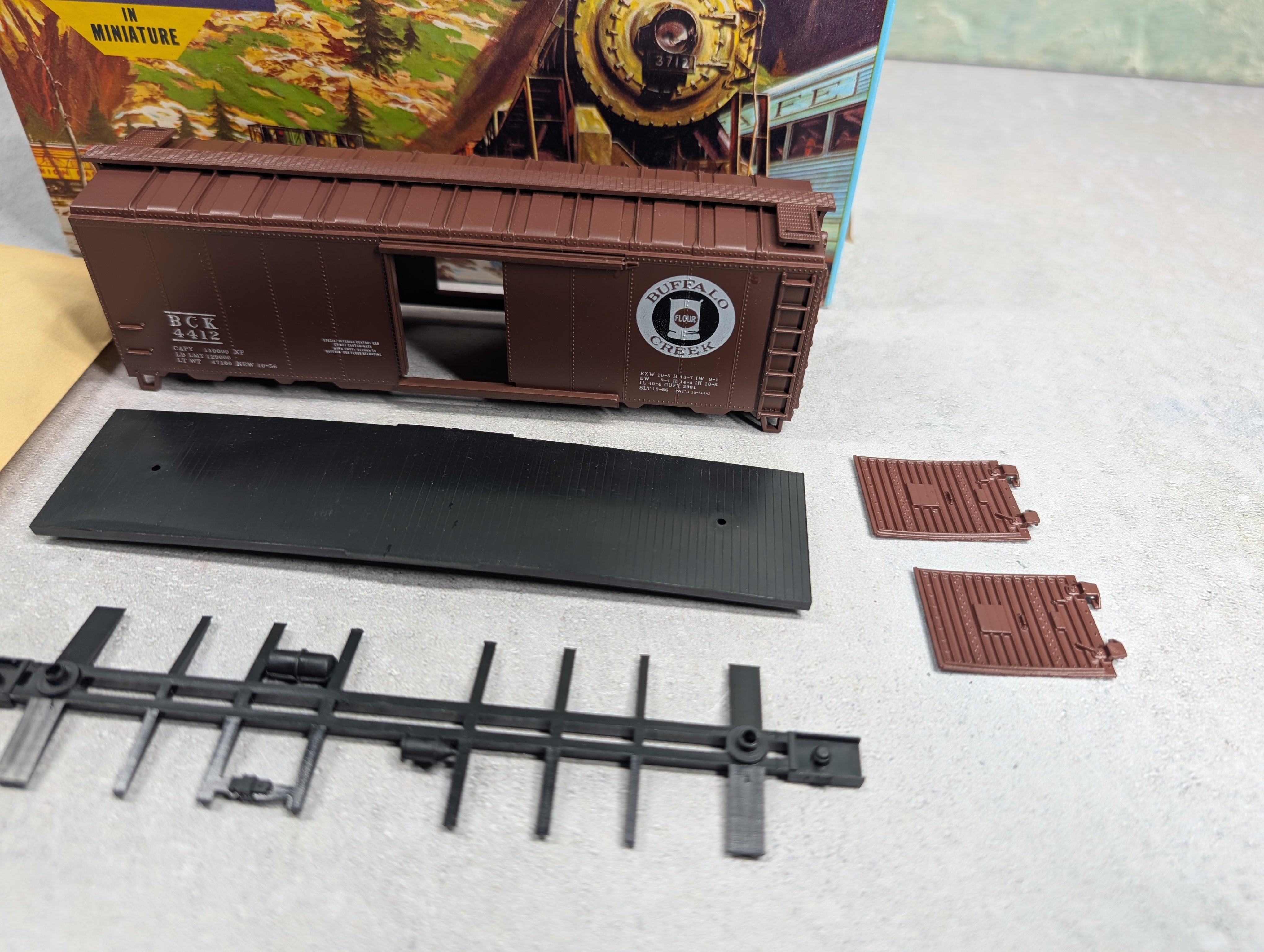 USED Athearn #278-1 HO Scale 40' Box Car Buffalo Creek BCK #4412 Bev-Bel KIT