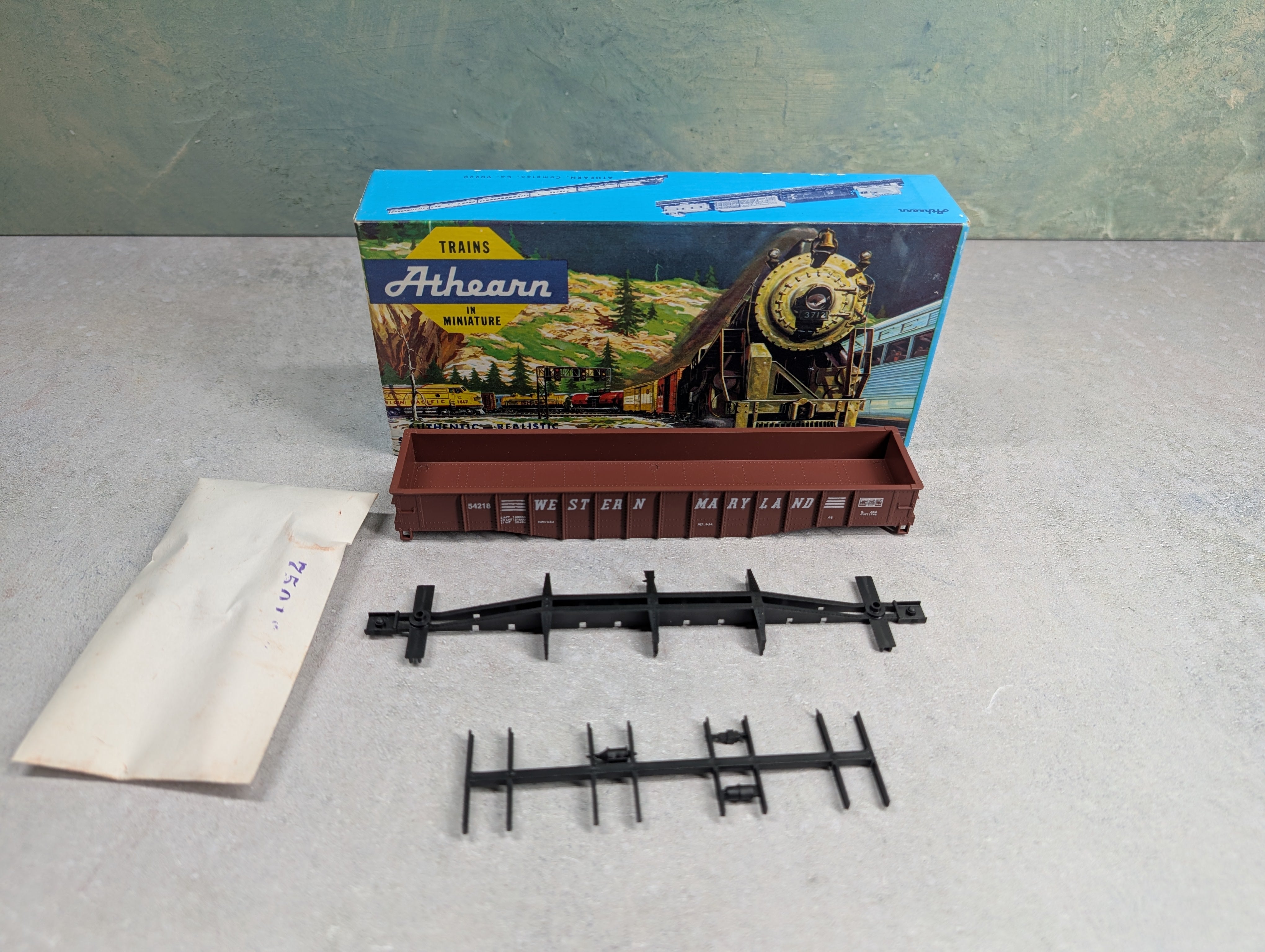 USED Athearn #1906-1 HO Scale 50' Open Gondola Western Maryland #54218 Bev-Bel KIT